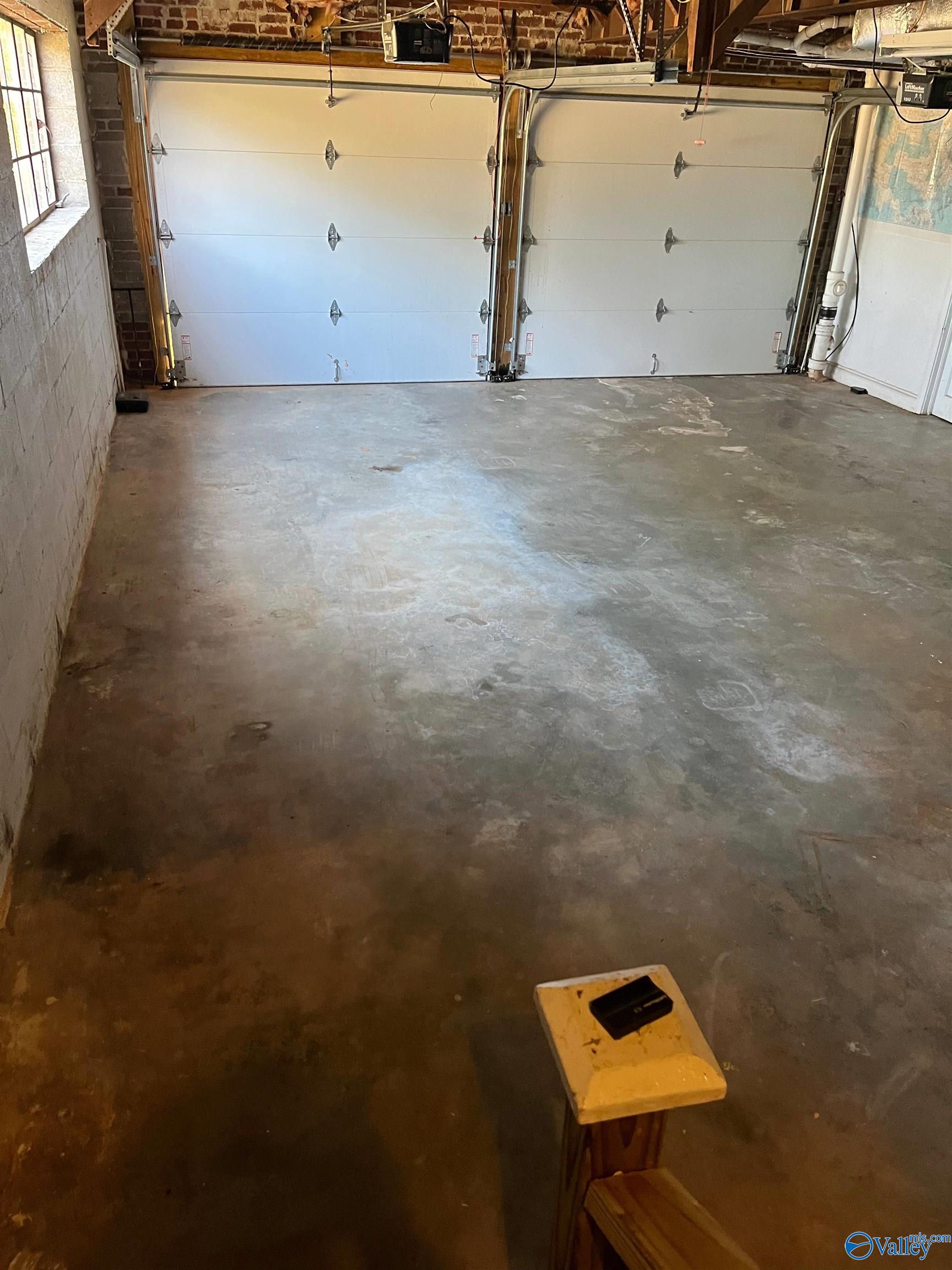 2626 Valleyview Road