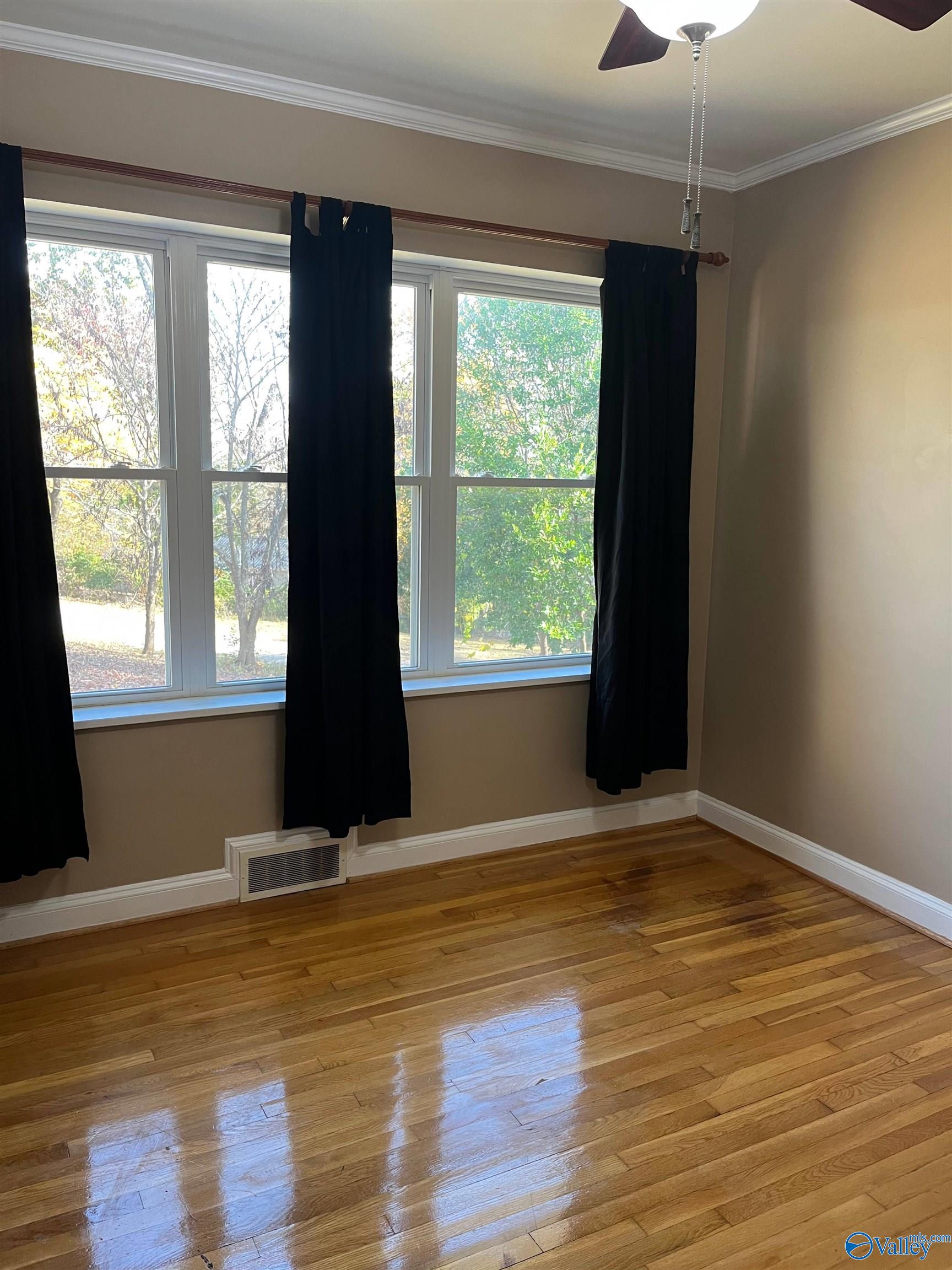 2626 Valleyview Road