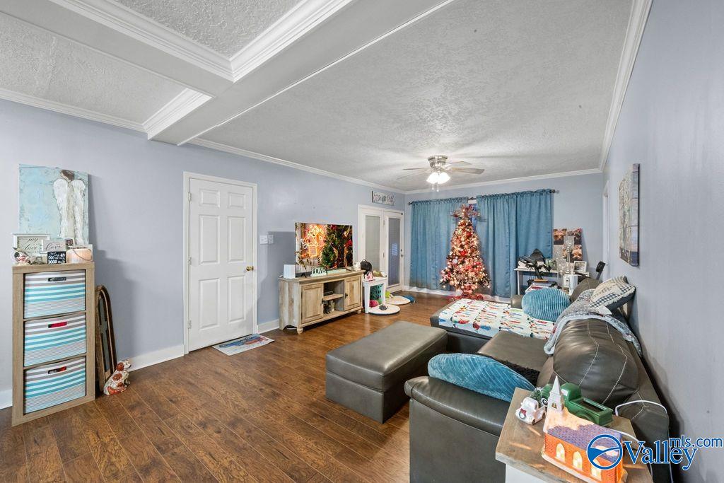 502 N College Street