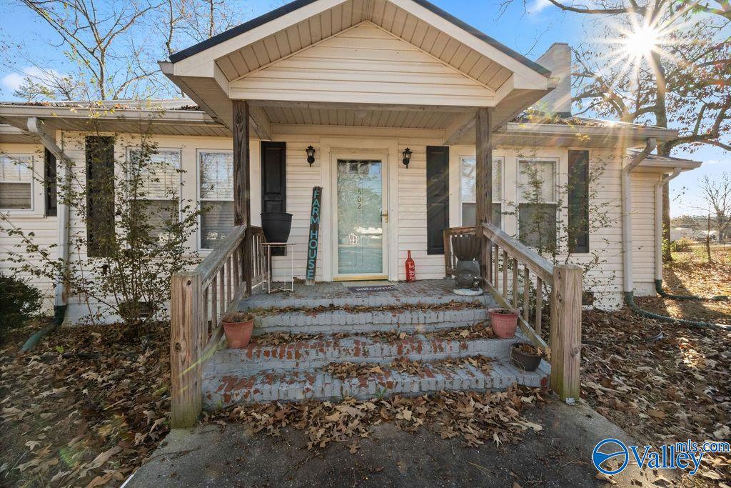 502 N College Street