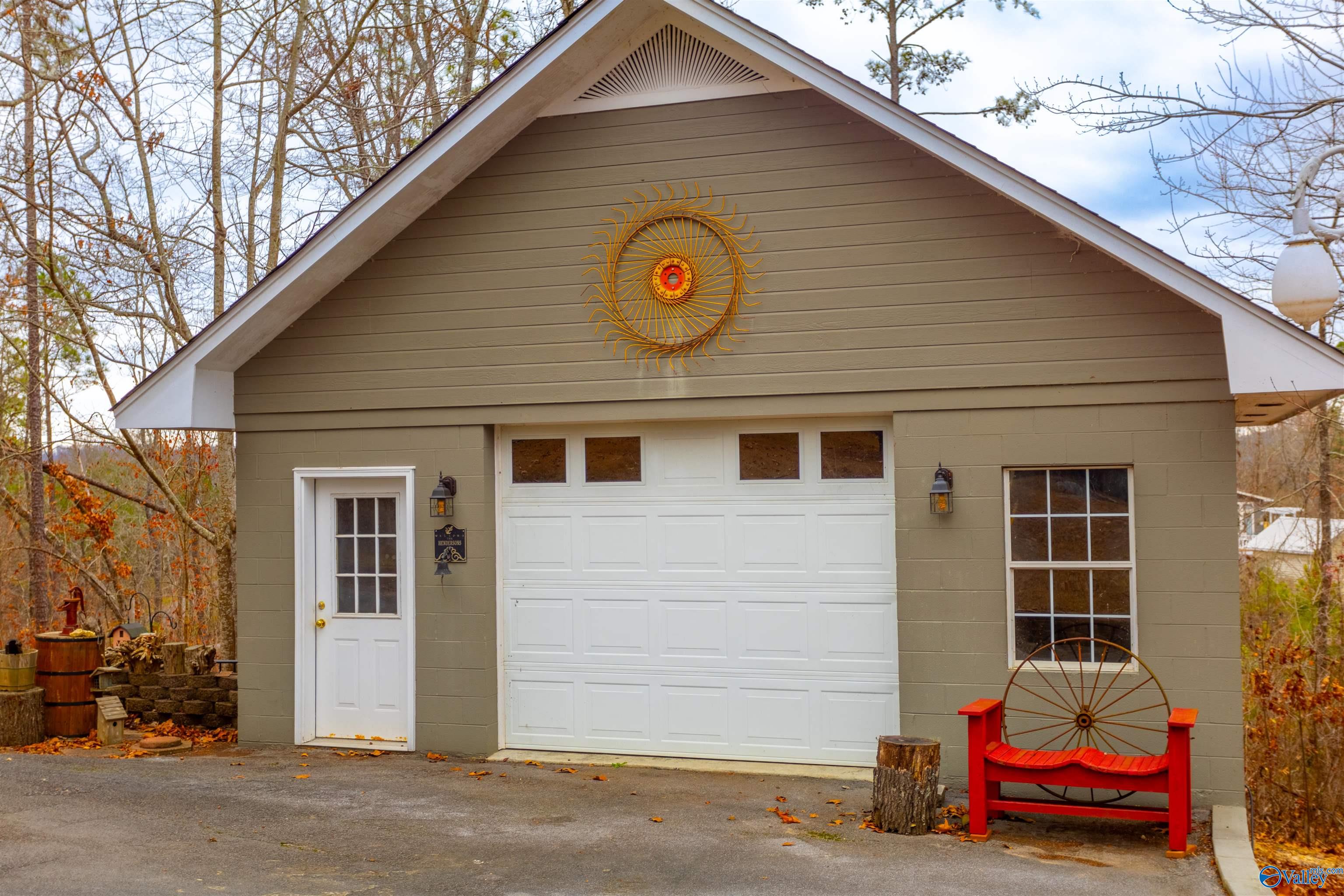 1963 Leota Road