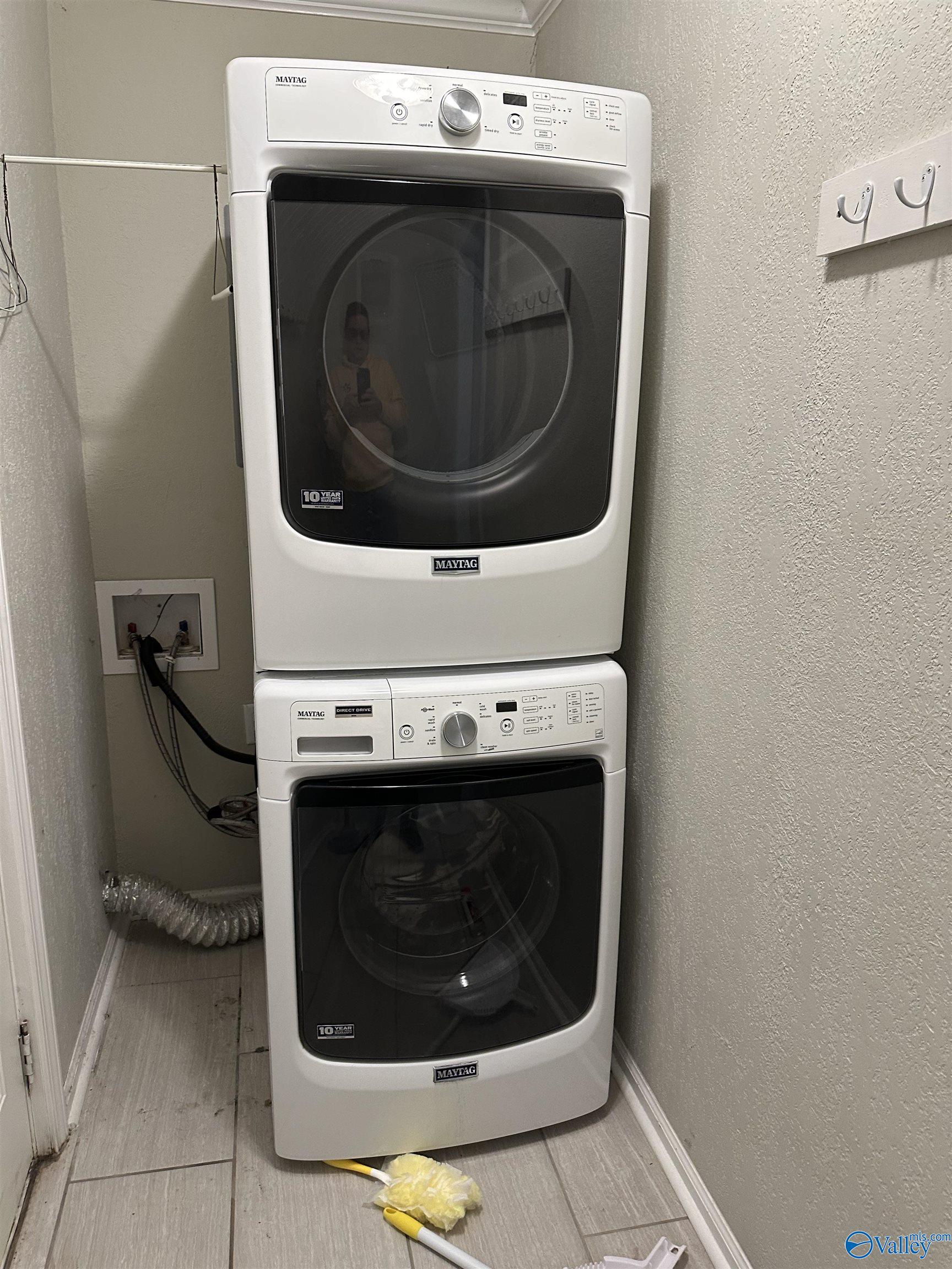 404 N College Street