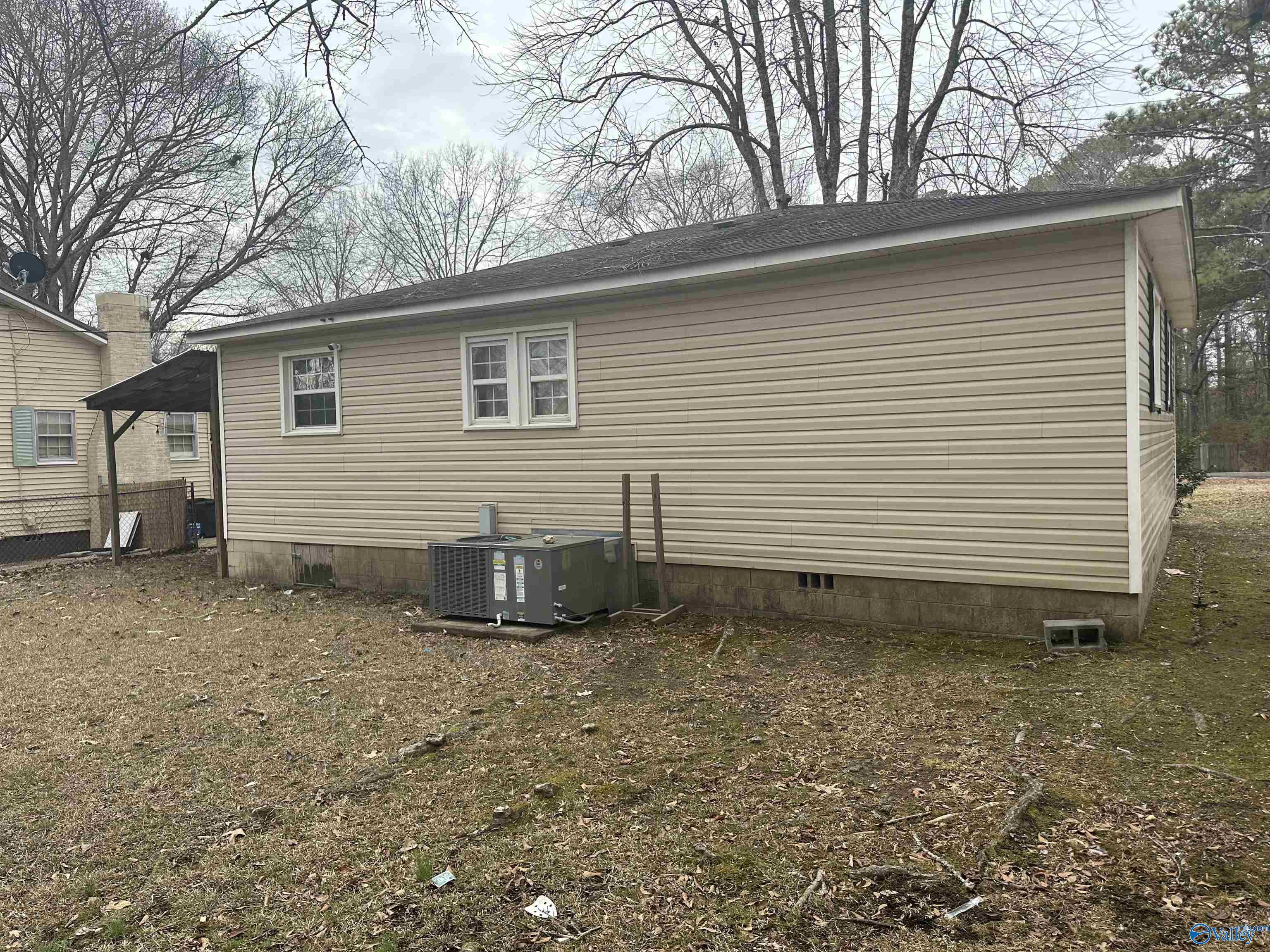 404 N College Street