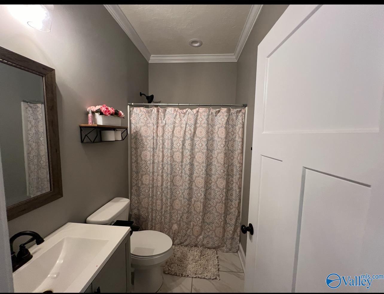 2411 Abernathy Circle S