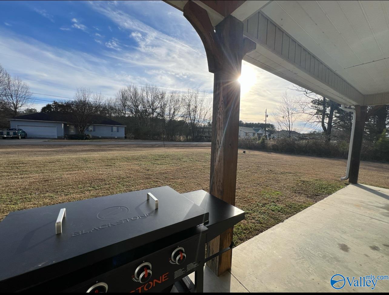 2411 Abernathy Circle S