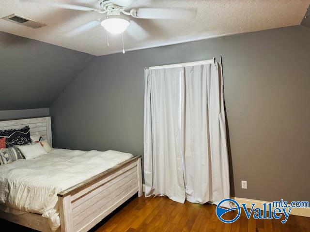 2744 Marguerite Street