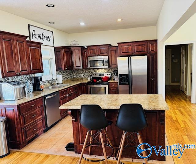 2744 Marguerite Street