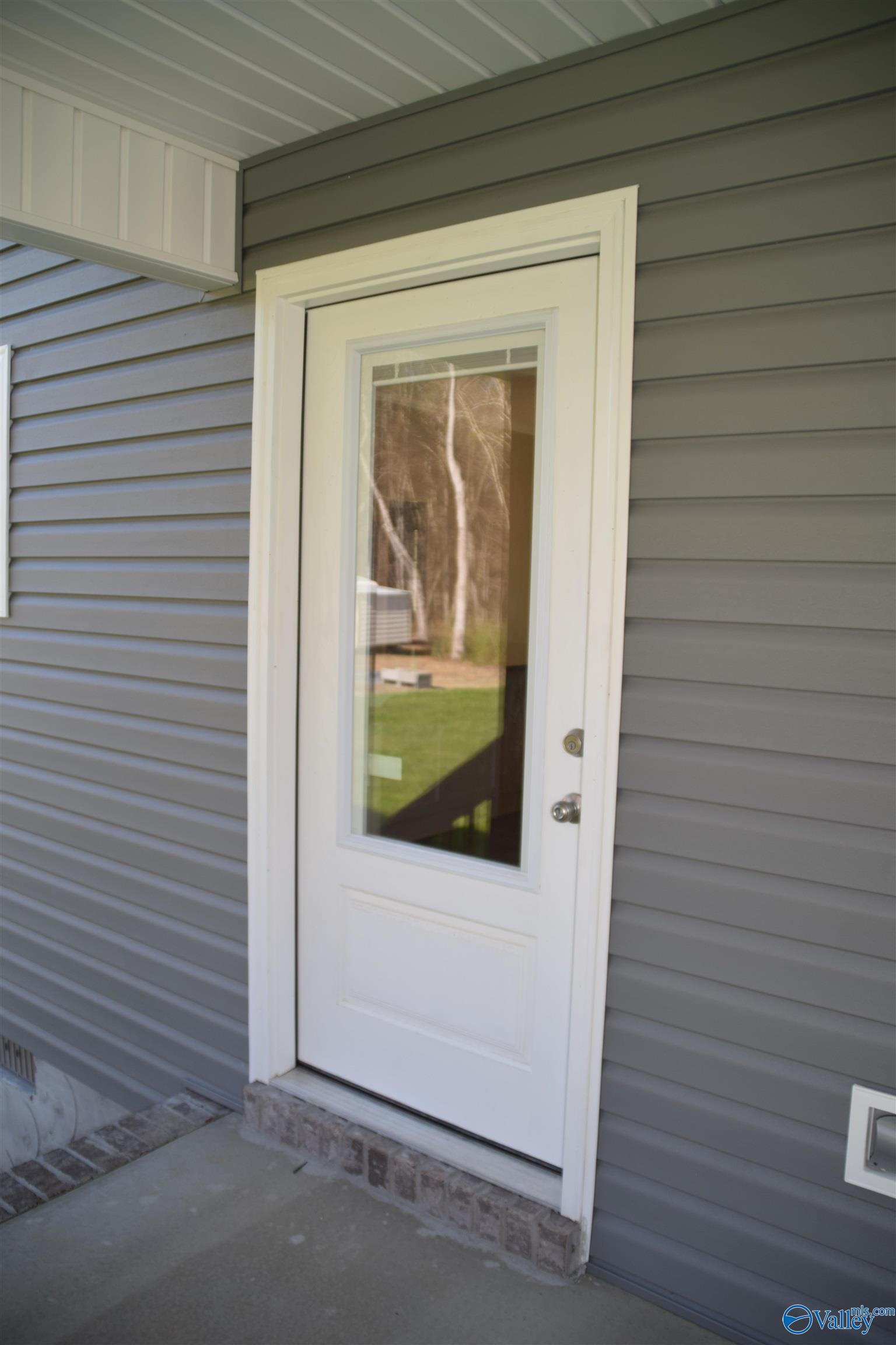 2871 Lister Ferry Road