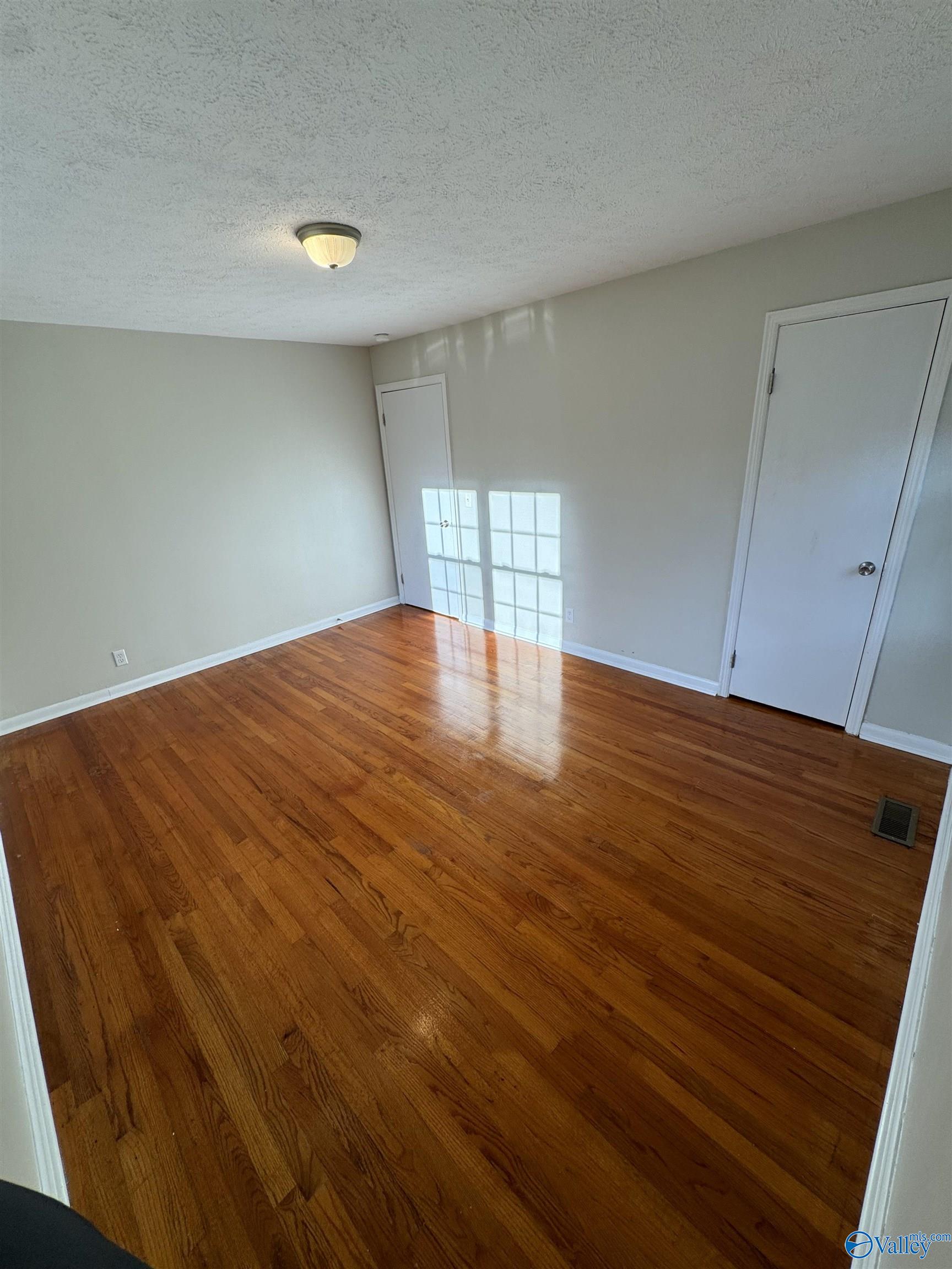 1632 Arrowhead Drive