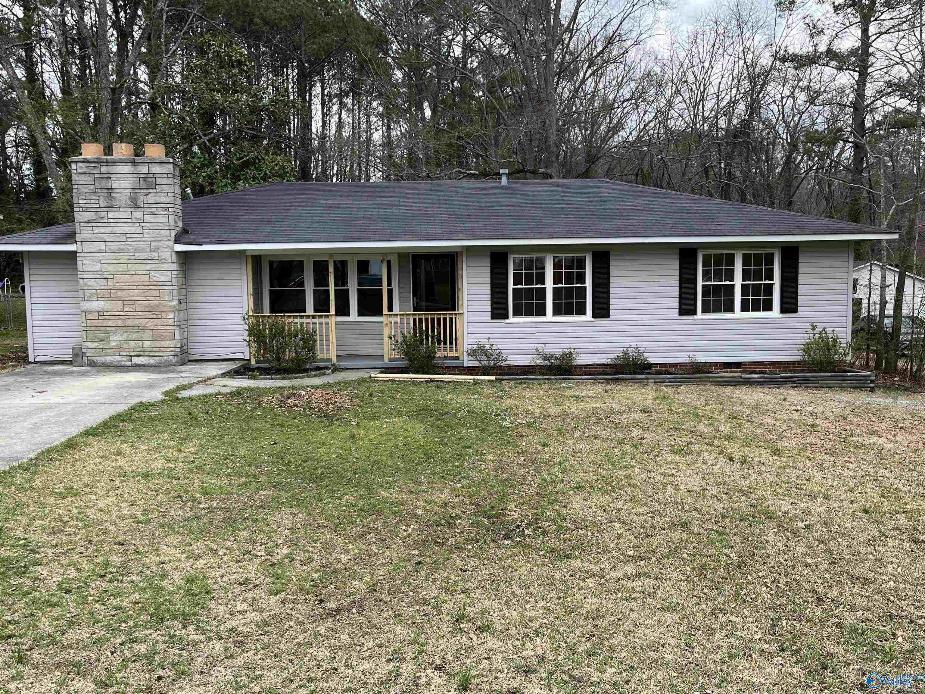 1632 Arrowhead Drive