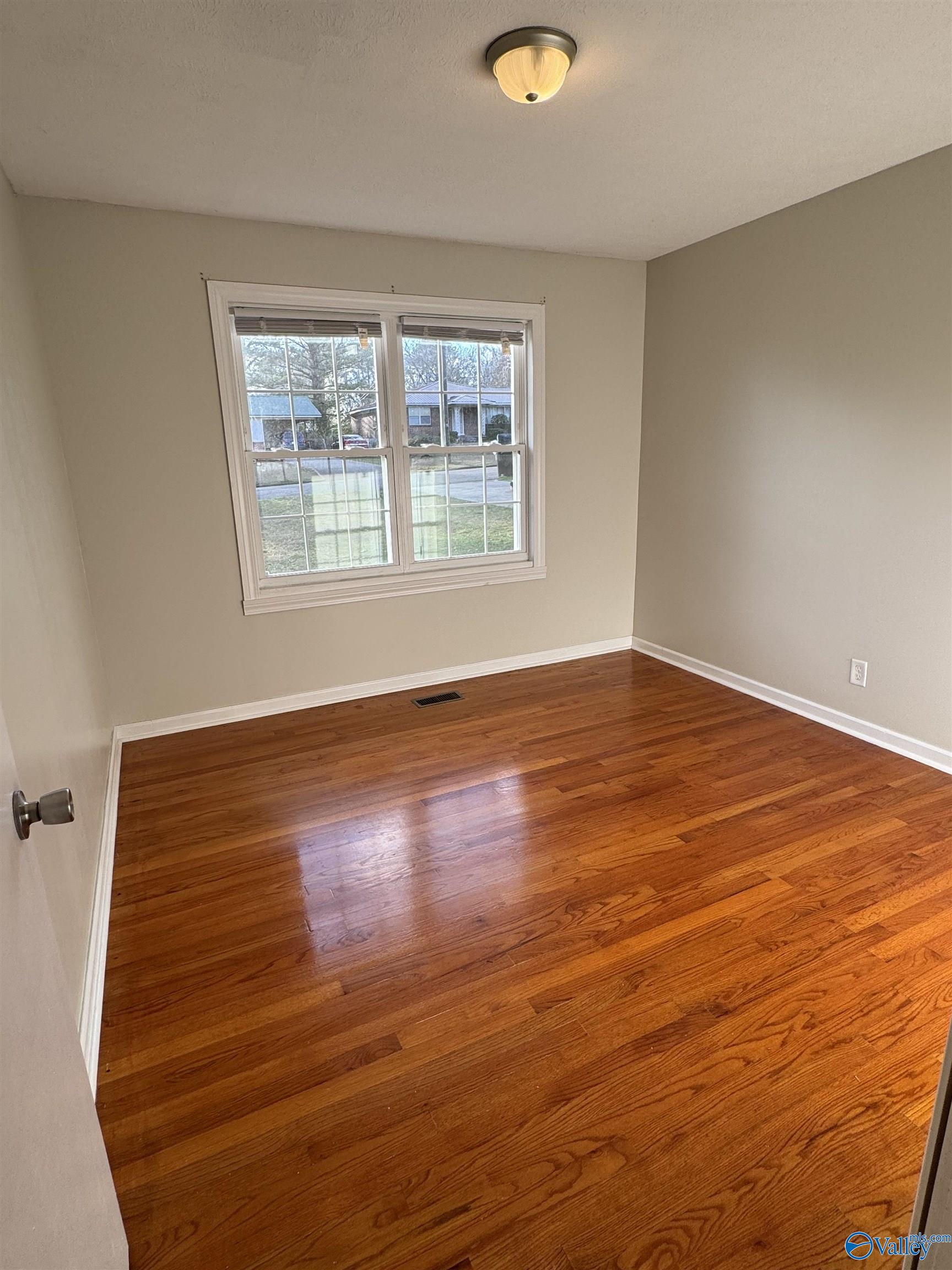 1632 Arrowhead Drive