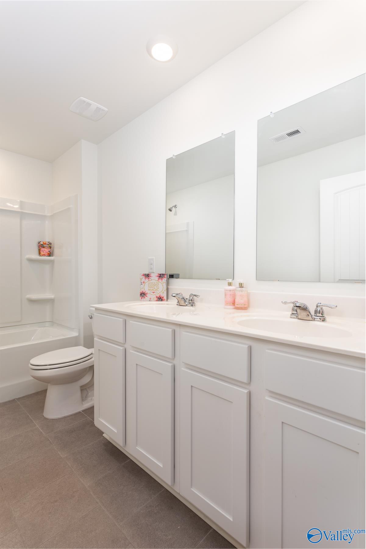 2255 Cypress Bend Circle