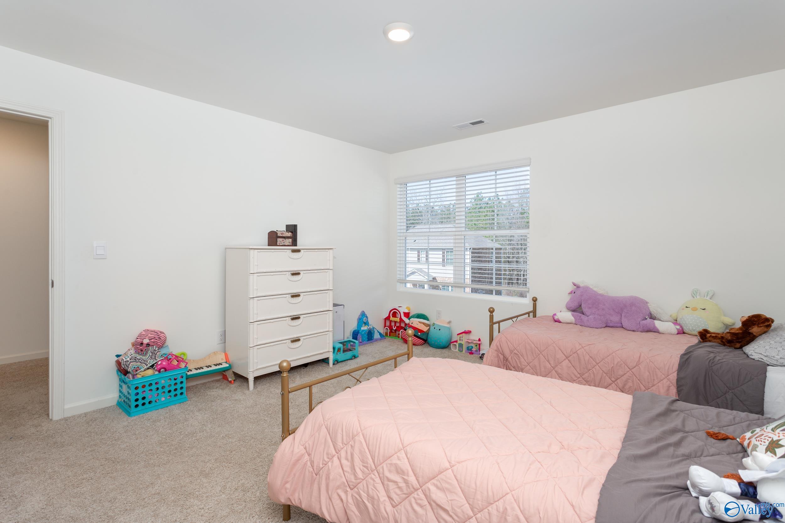 2255 Cypress Bend Circle