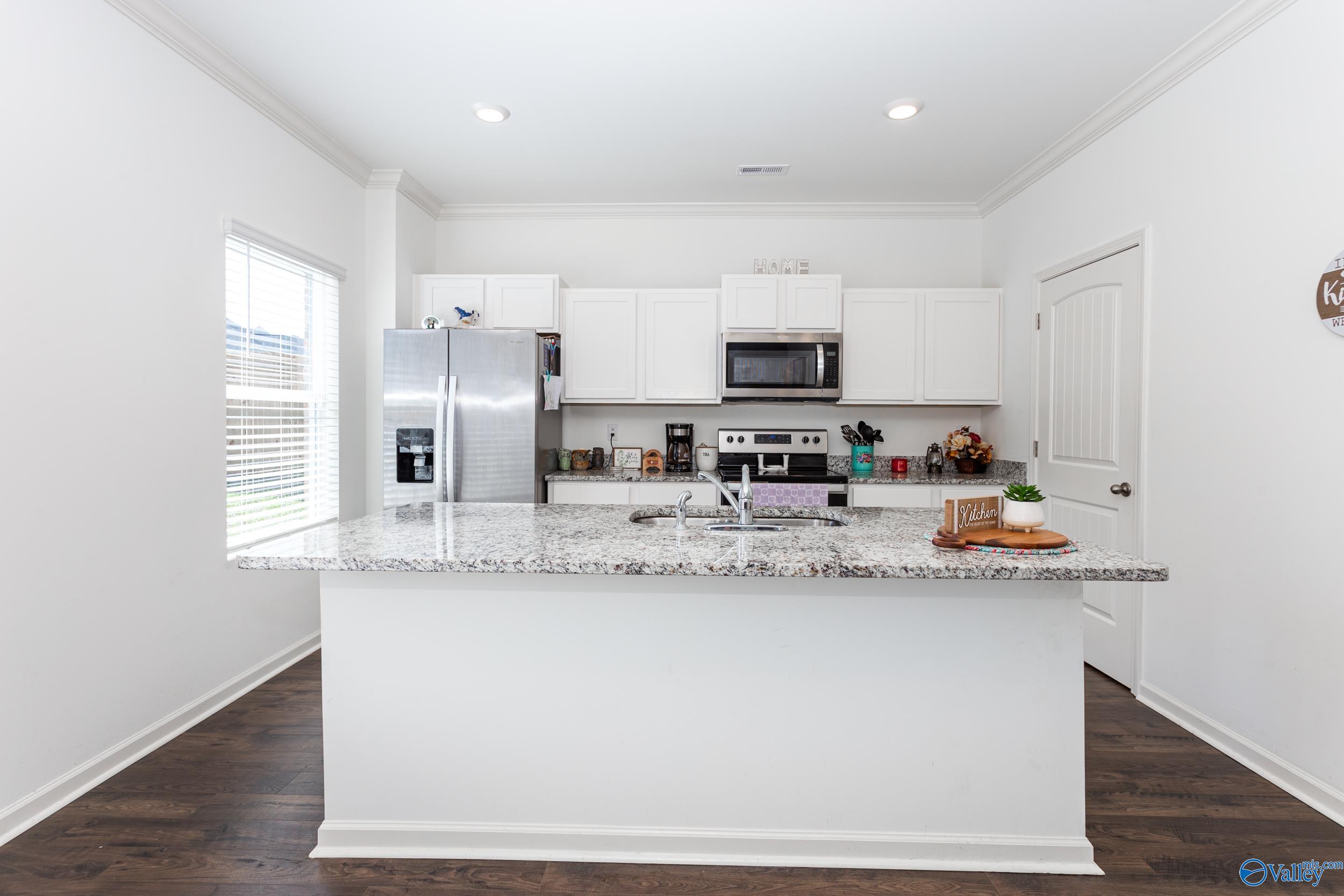 2255 Cypress Bend Circle