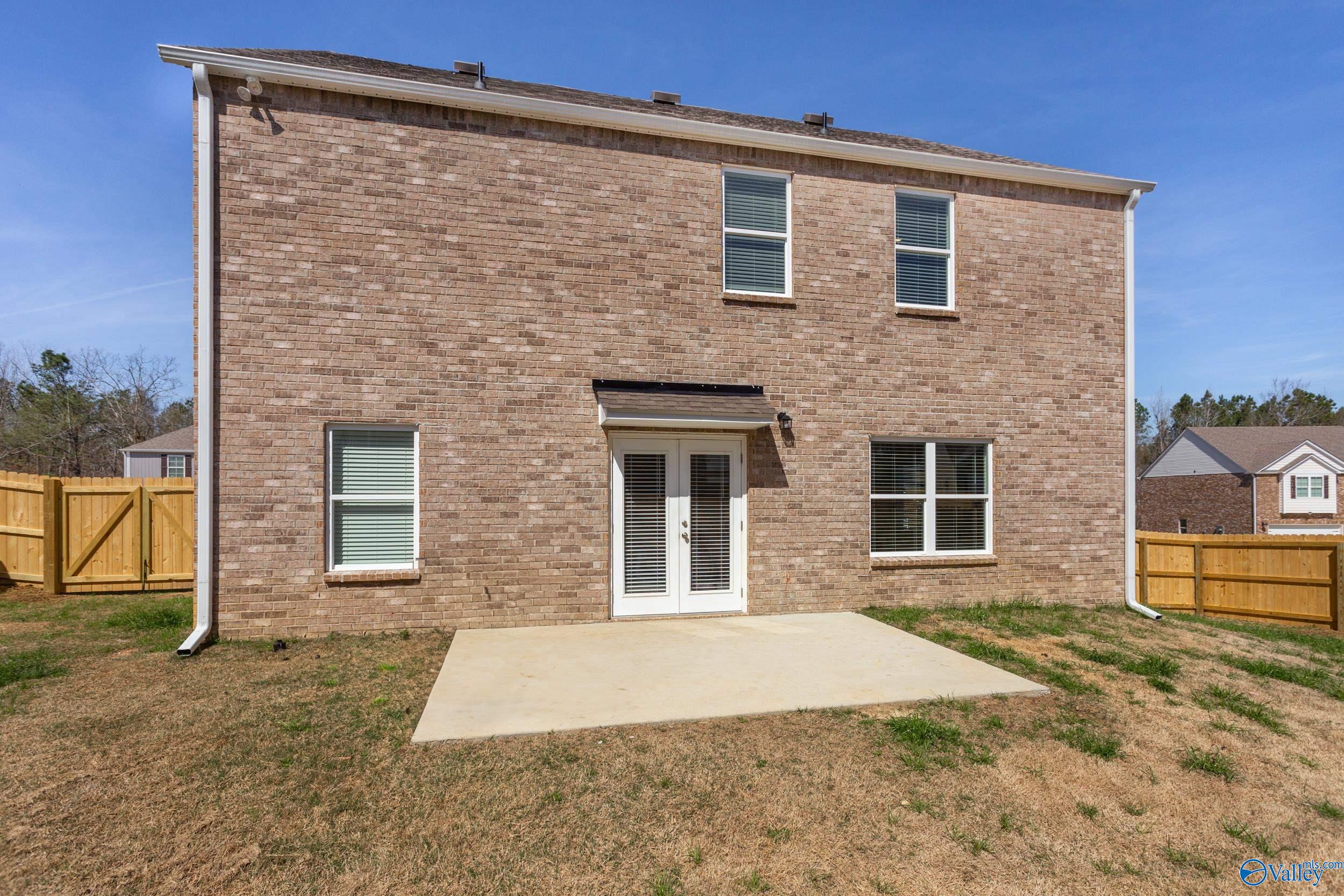 2255 Cypress Bend Circle