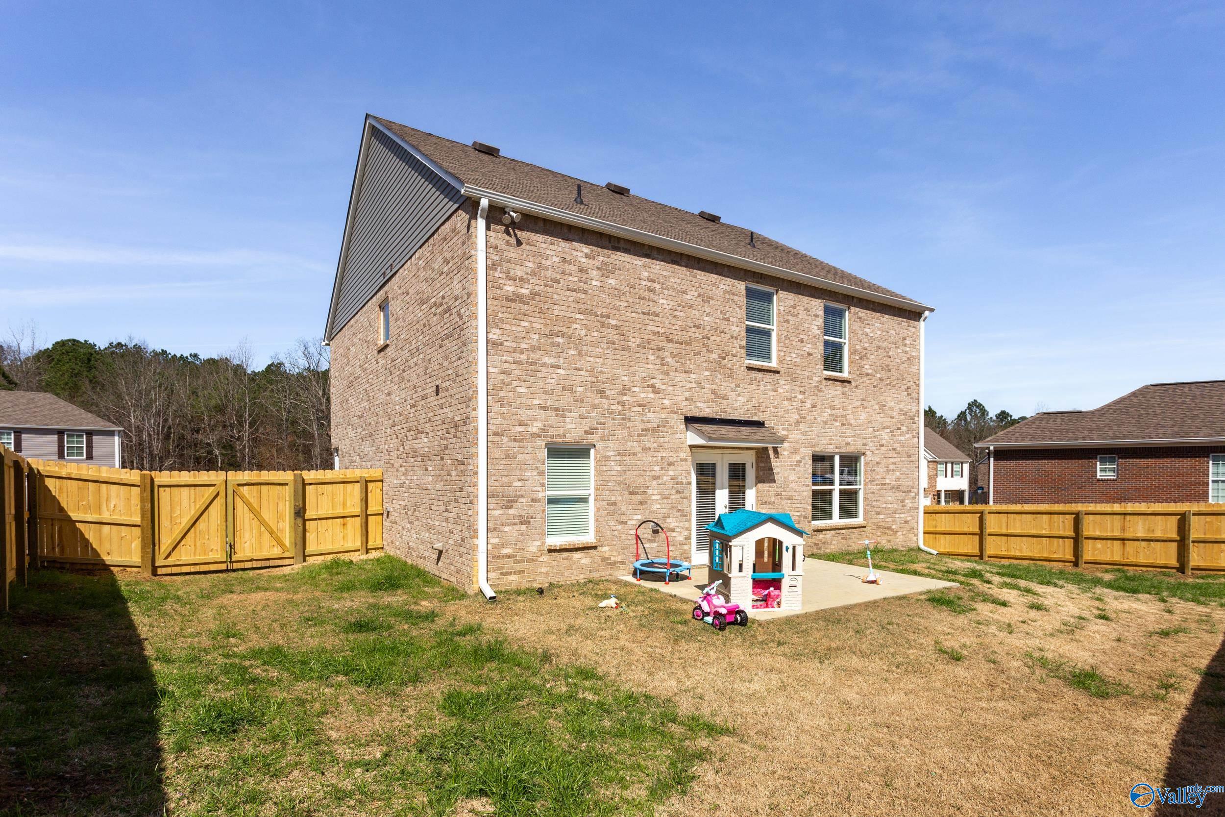 2255 Cypress Bend Circle