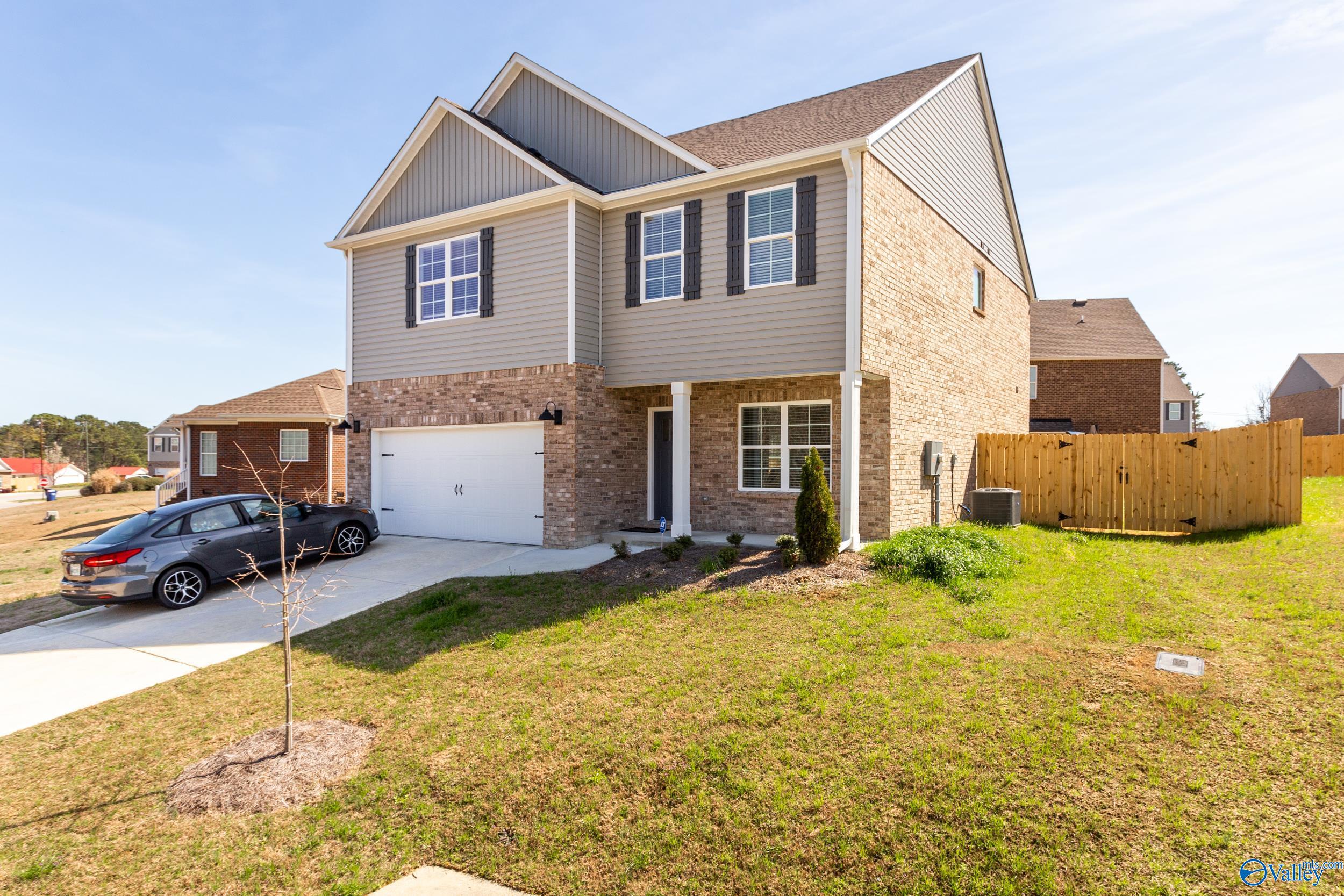 2255 Cypress Bend Circle