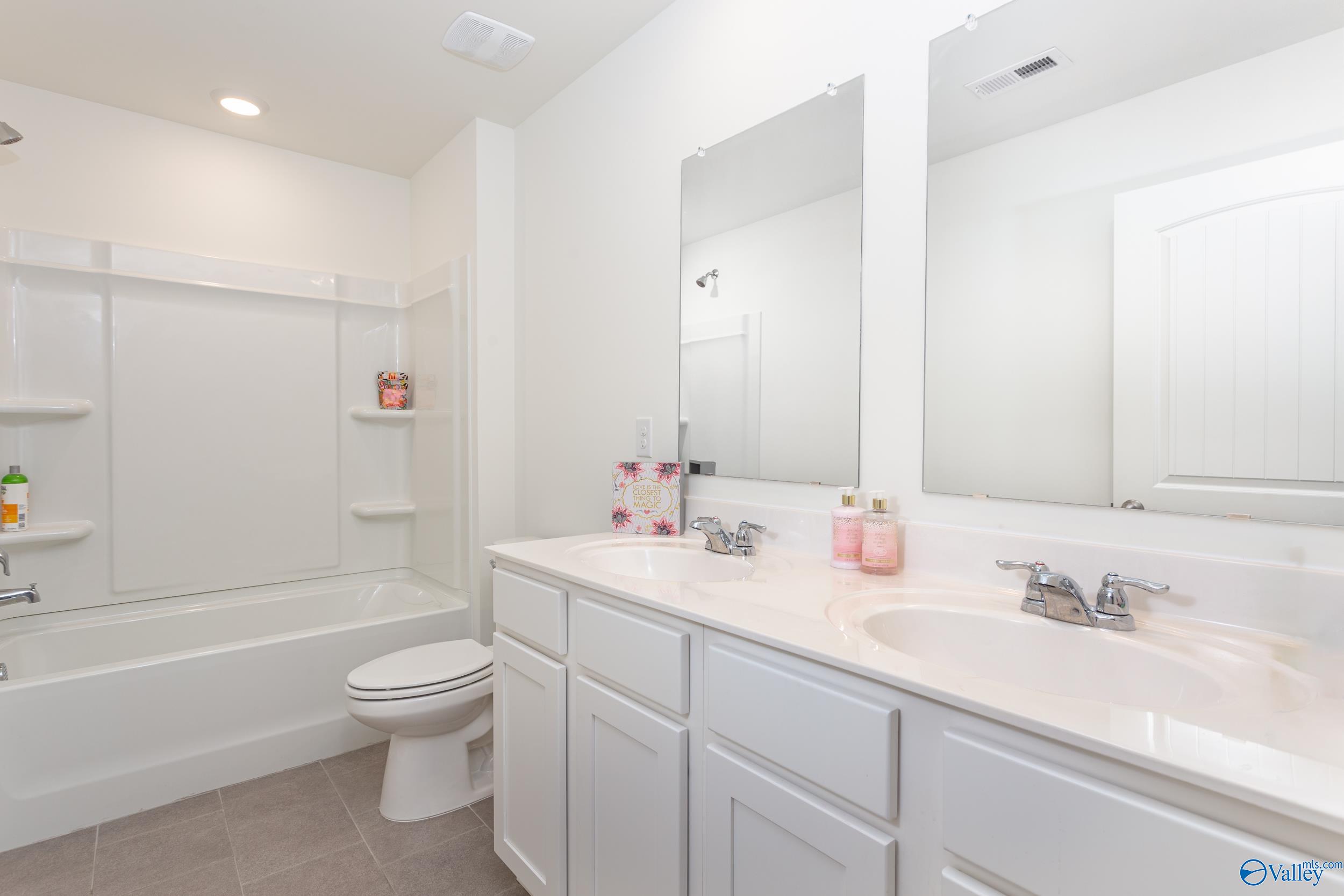 2255 Cypress Bend Circle