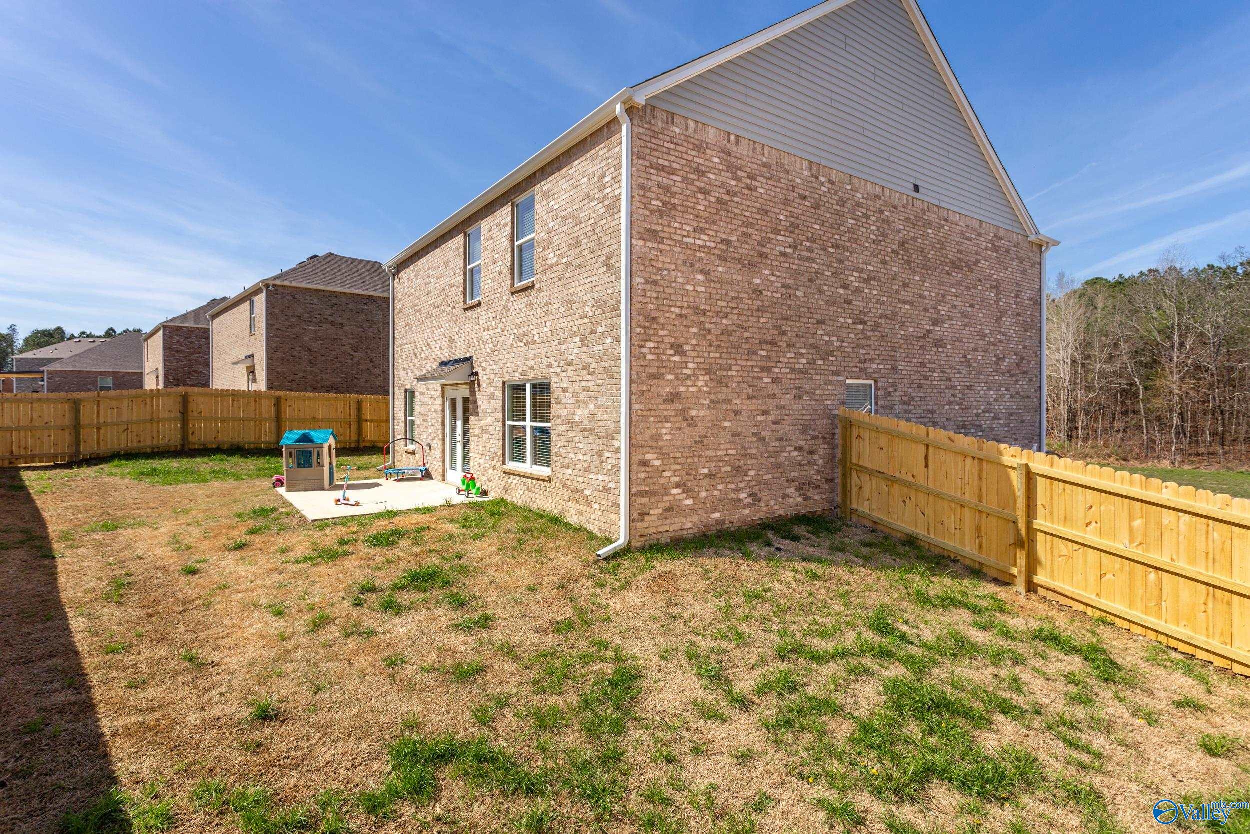 2255 Cypress Bend Circle