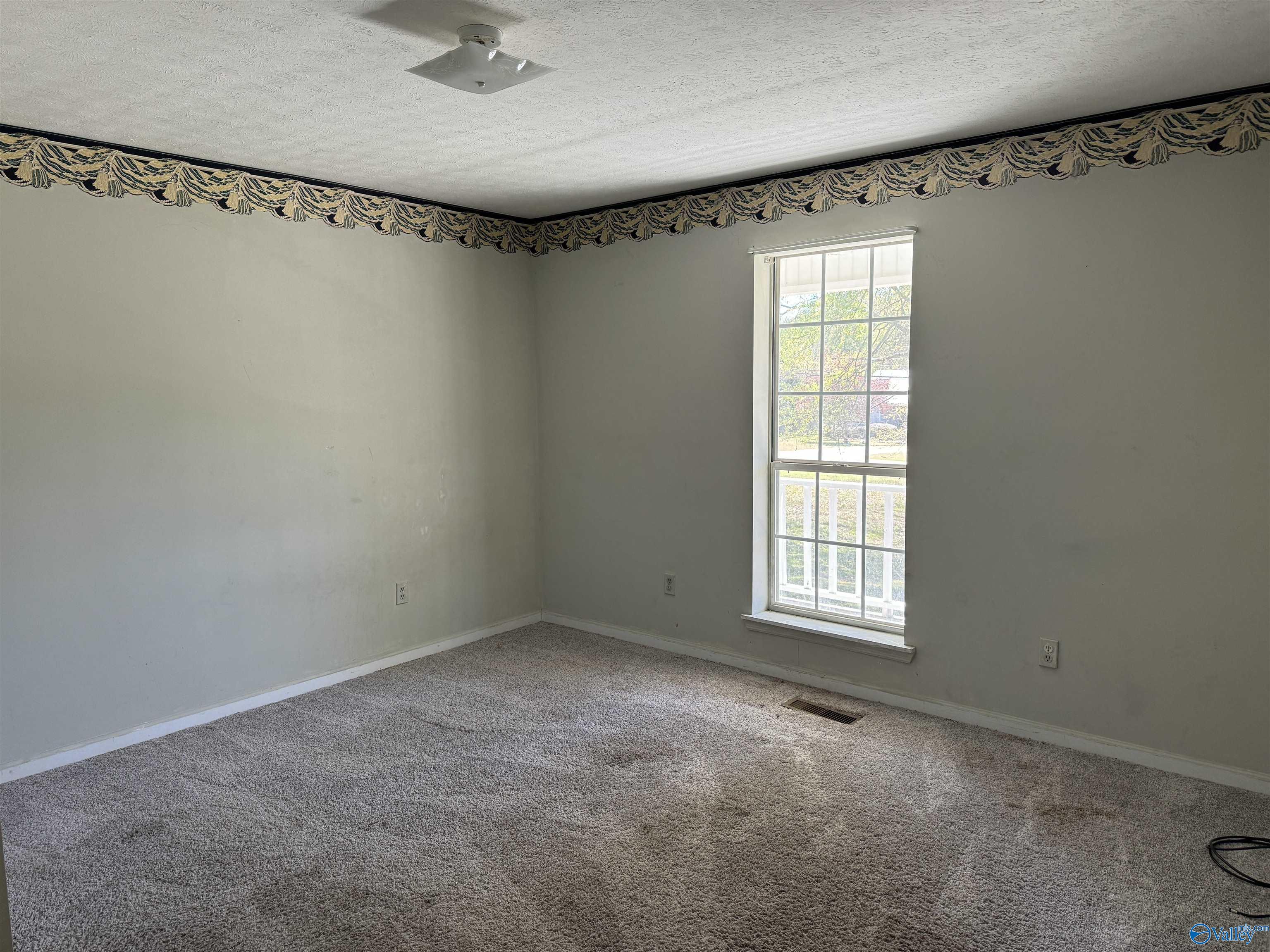 1670 S Lakemont Drive