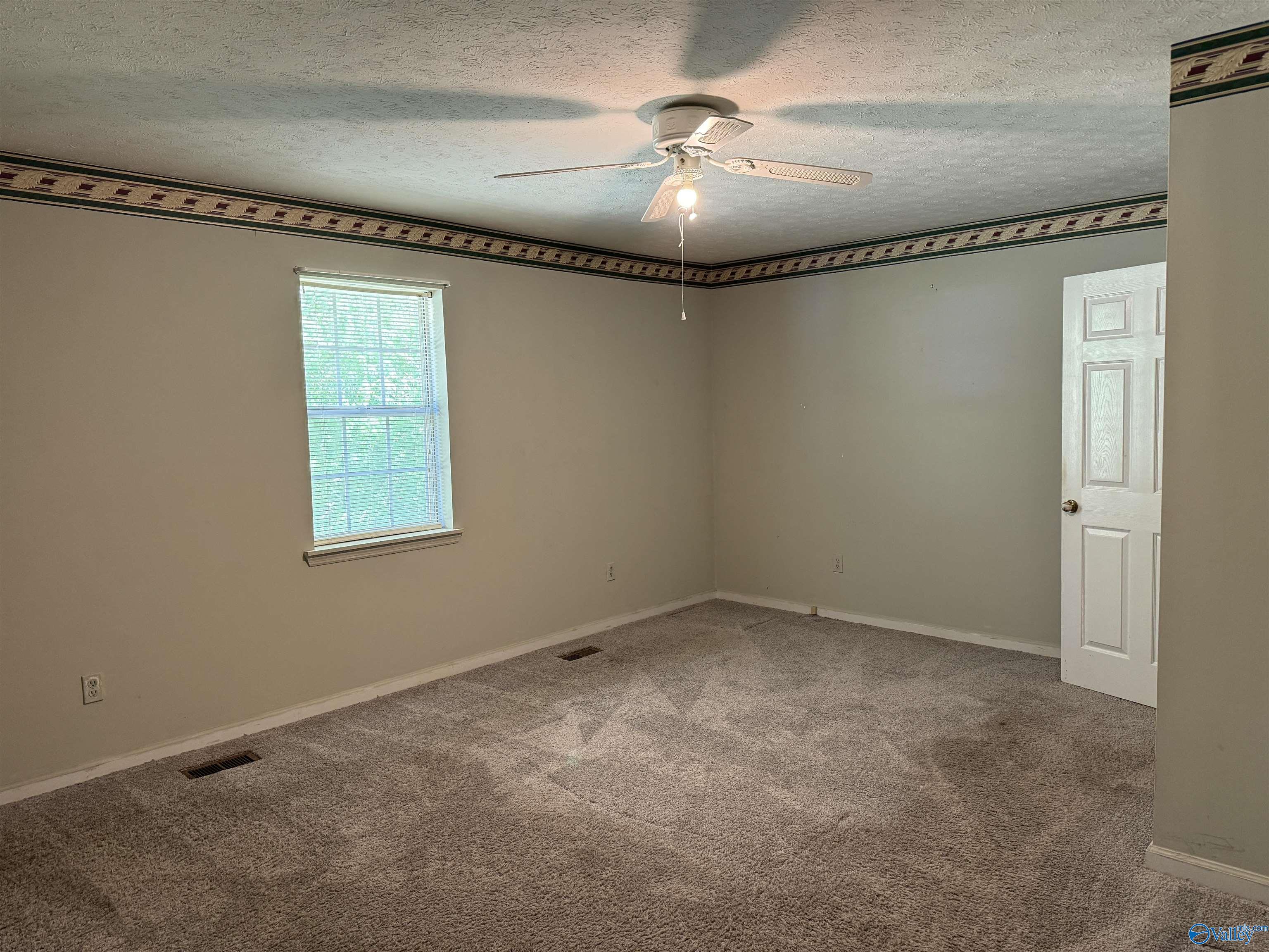 1670 S Lakemont Drive