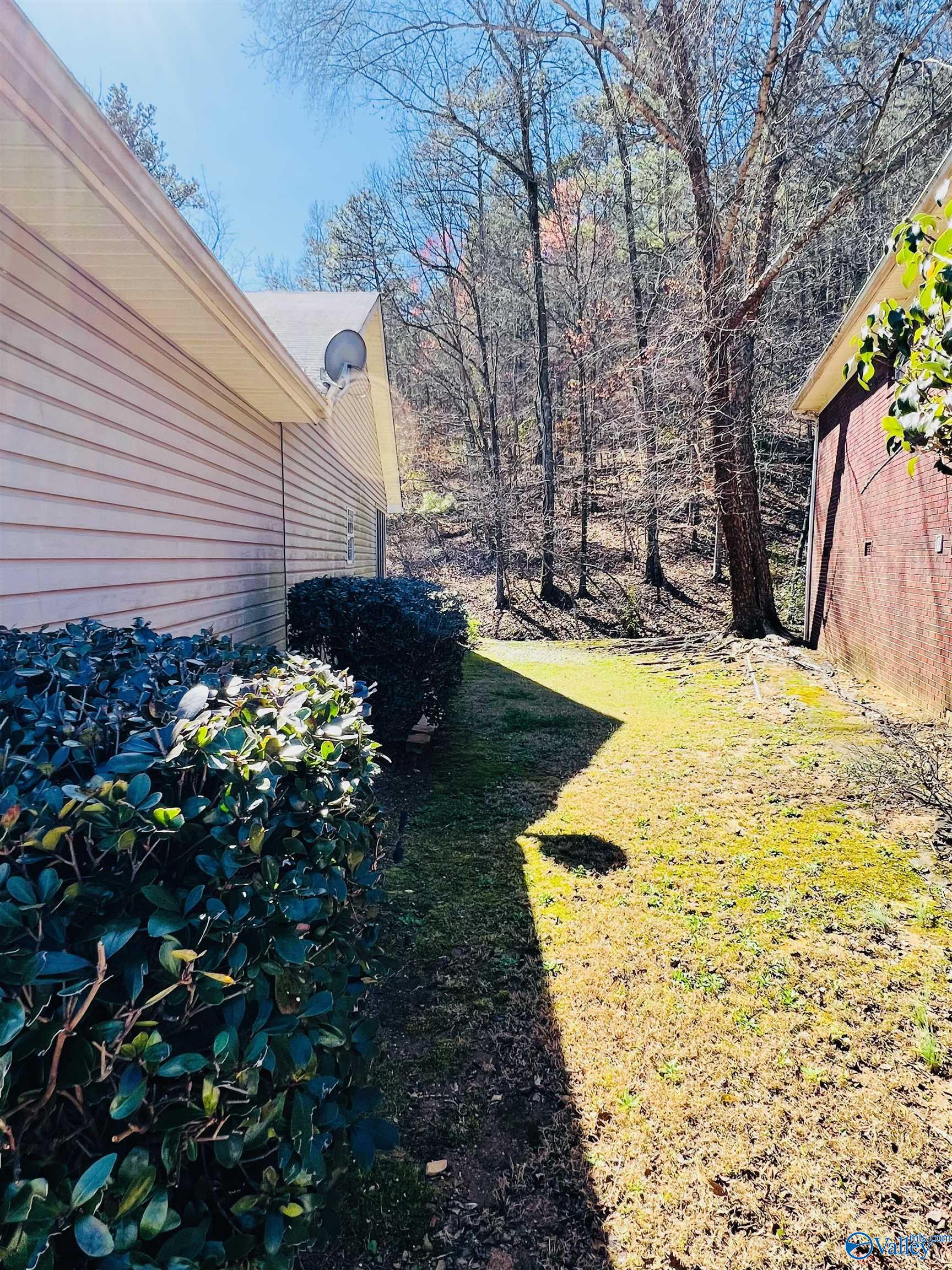 2605 Oak Village Drive