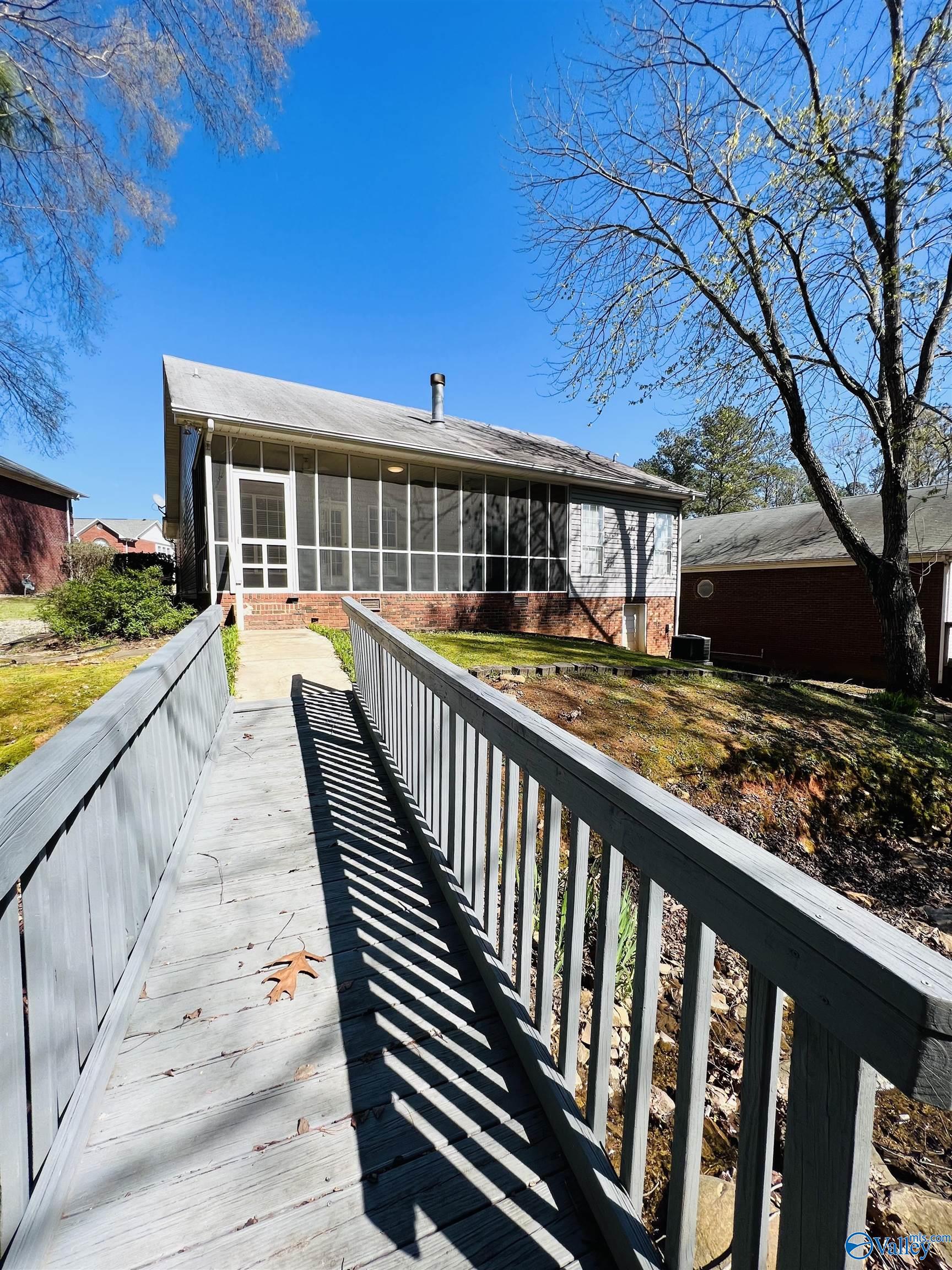 2605 Oak Village Drive