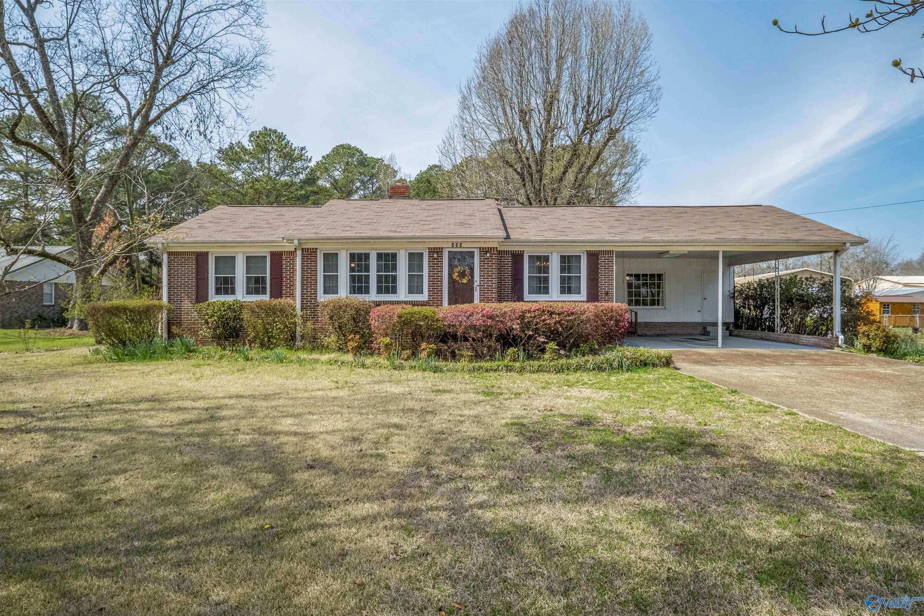 405 Lonesome Bend Road