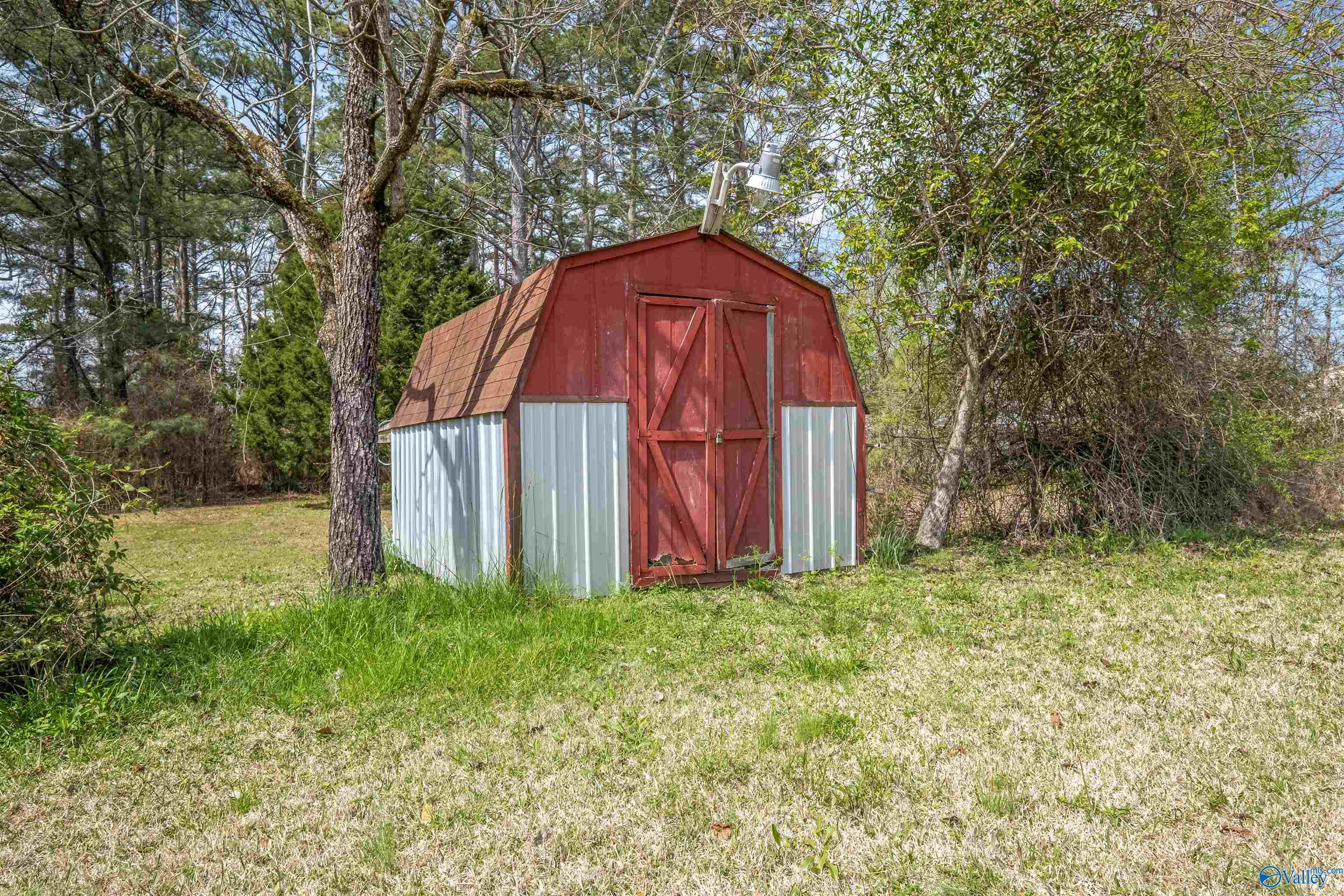 405 Lonesome Bend Road