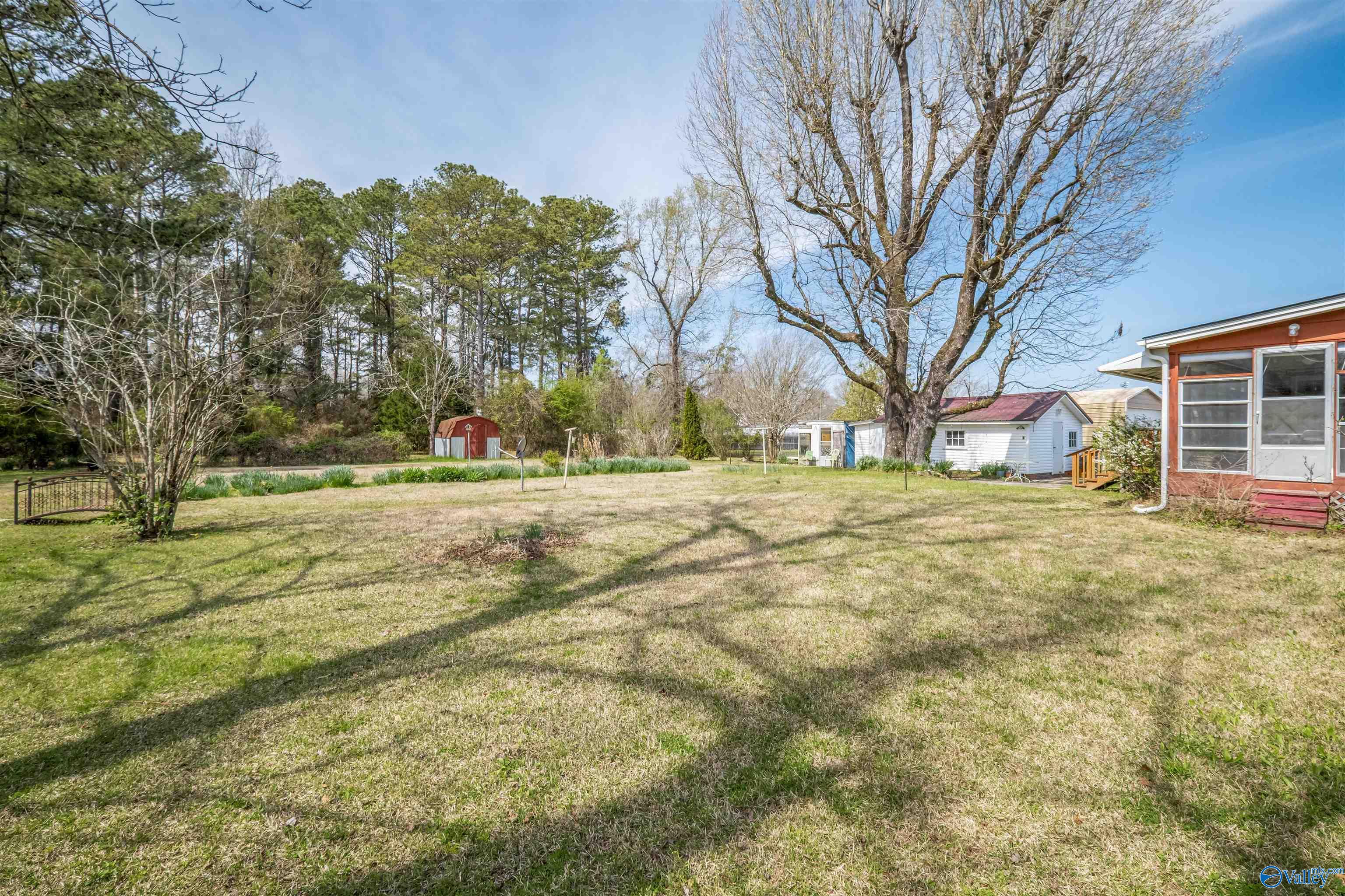 405 Lonesome Bend Road