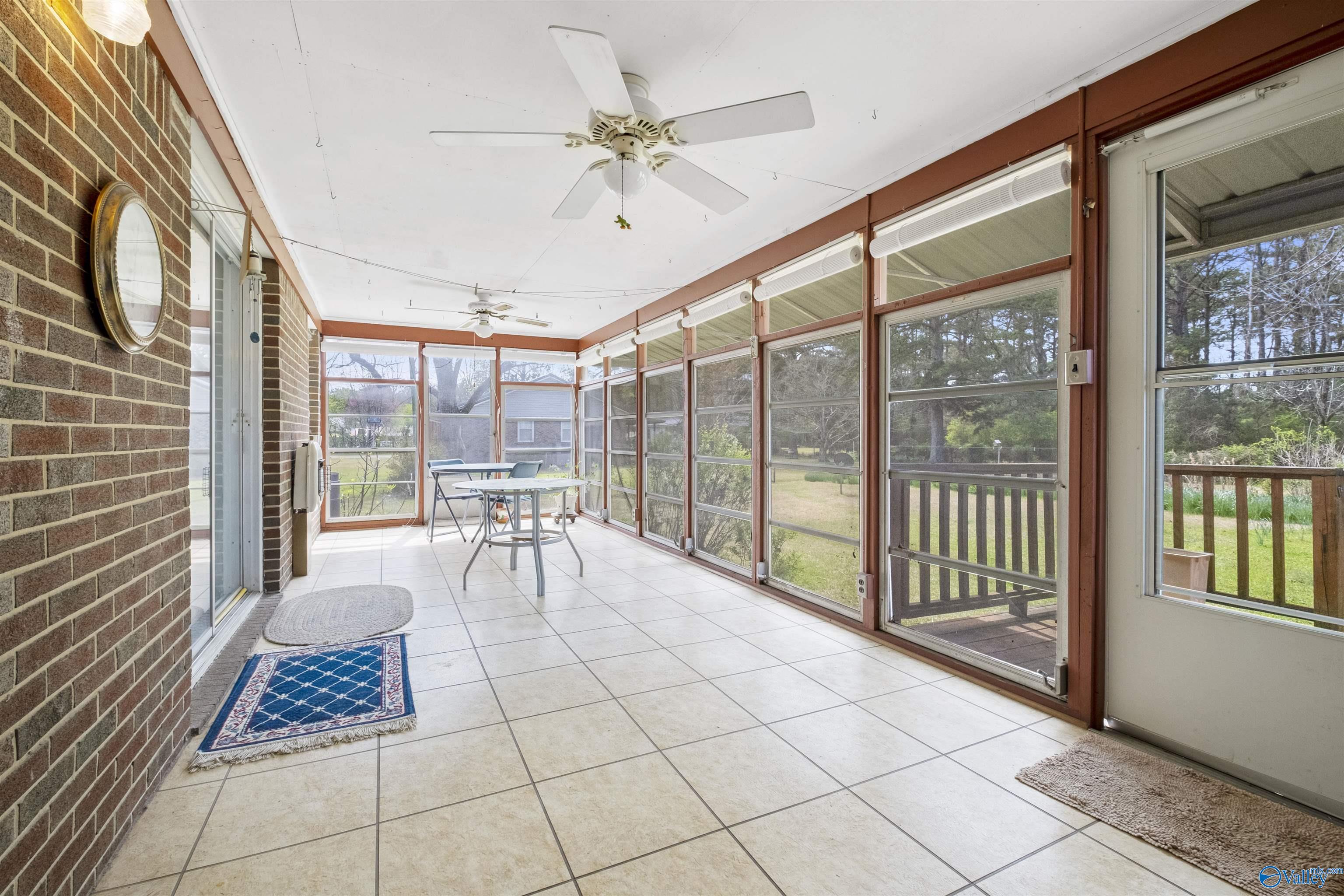 405 Lonesome Bend Road