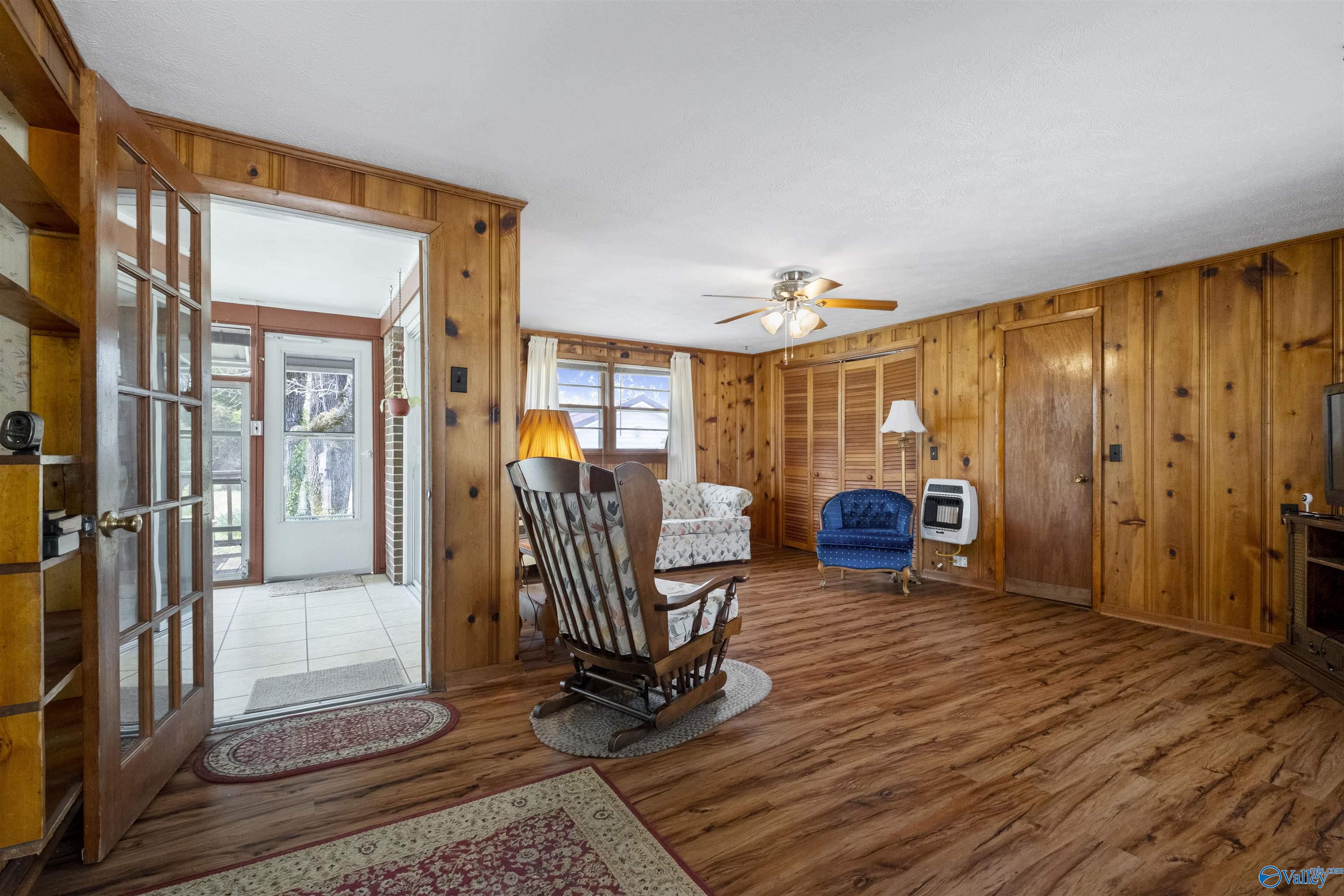 405 Lonesome Bend Road