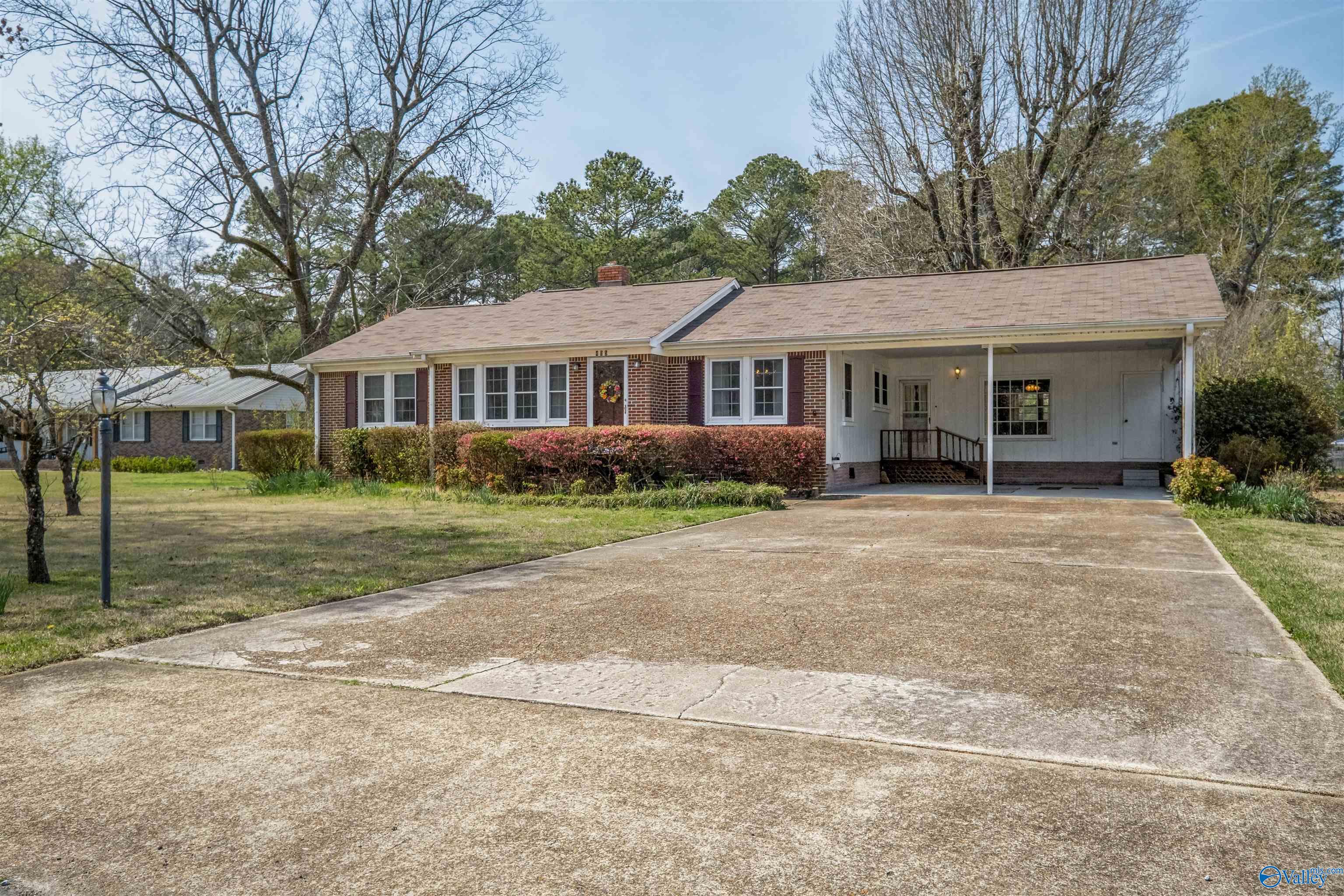 405 Lonesome Bend Road