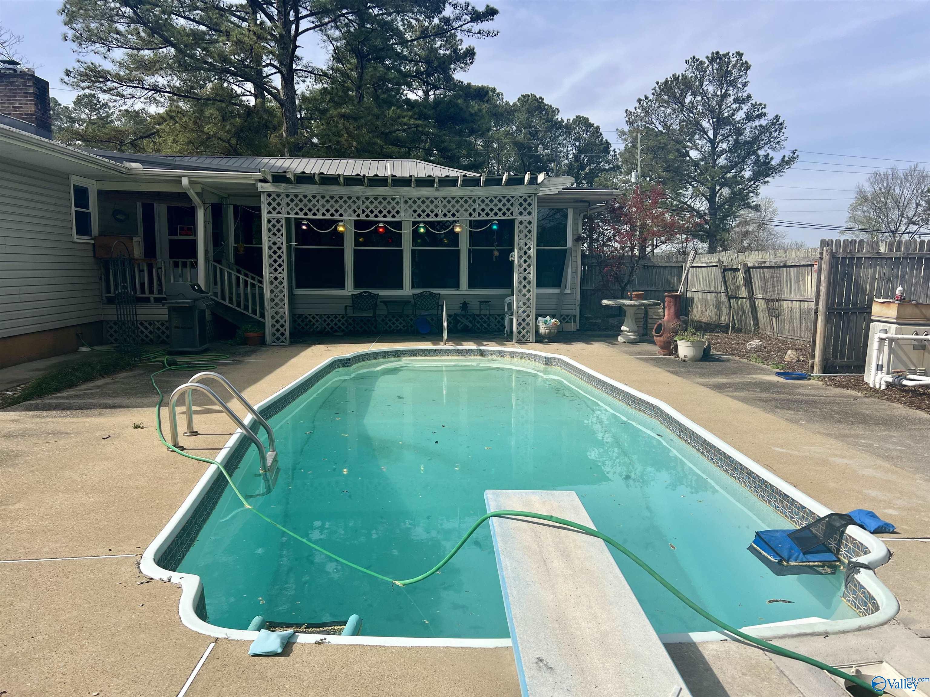 1365 Steele Station Road