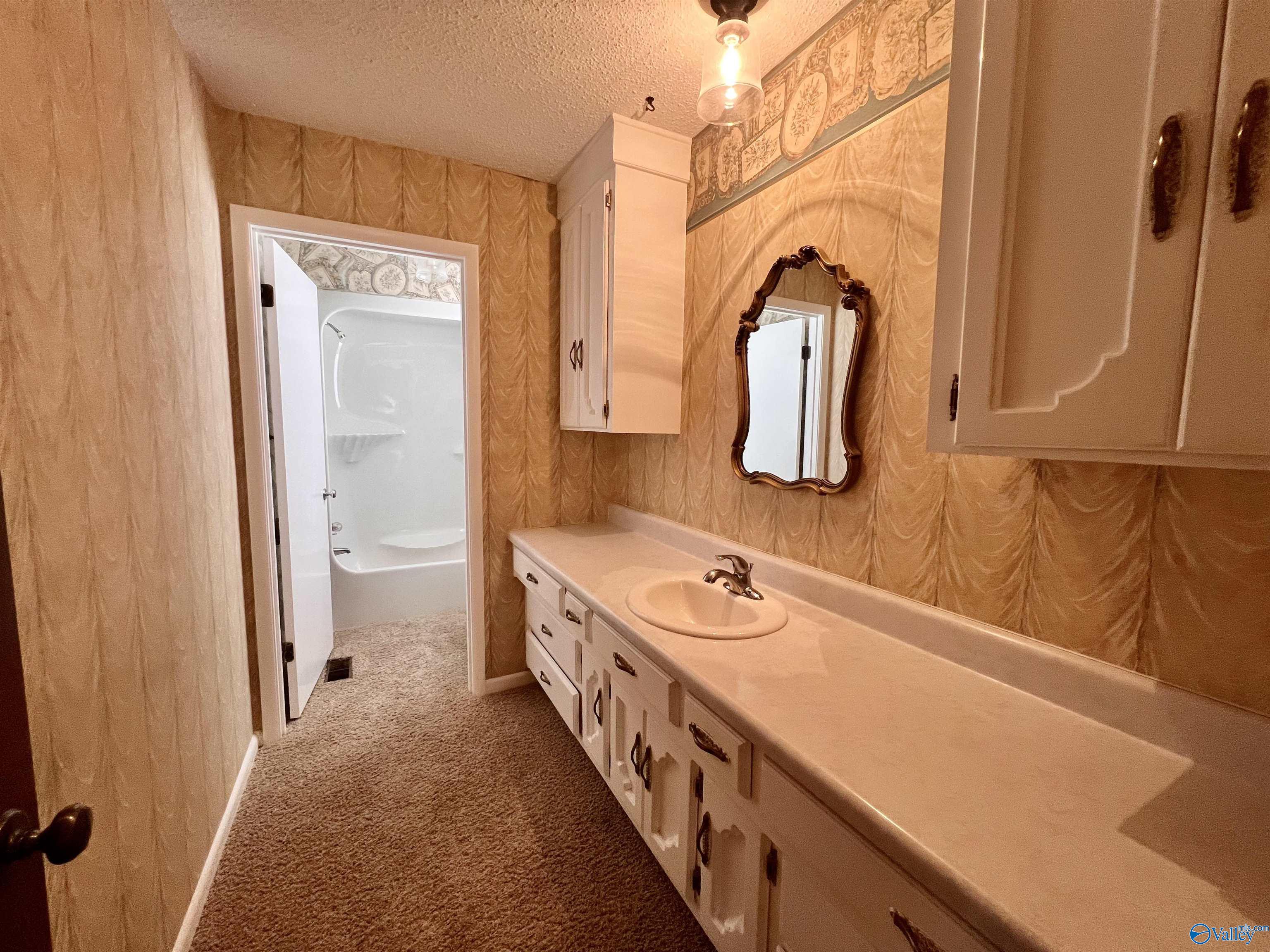 107 Covered Bridge Rd