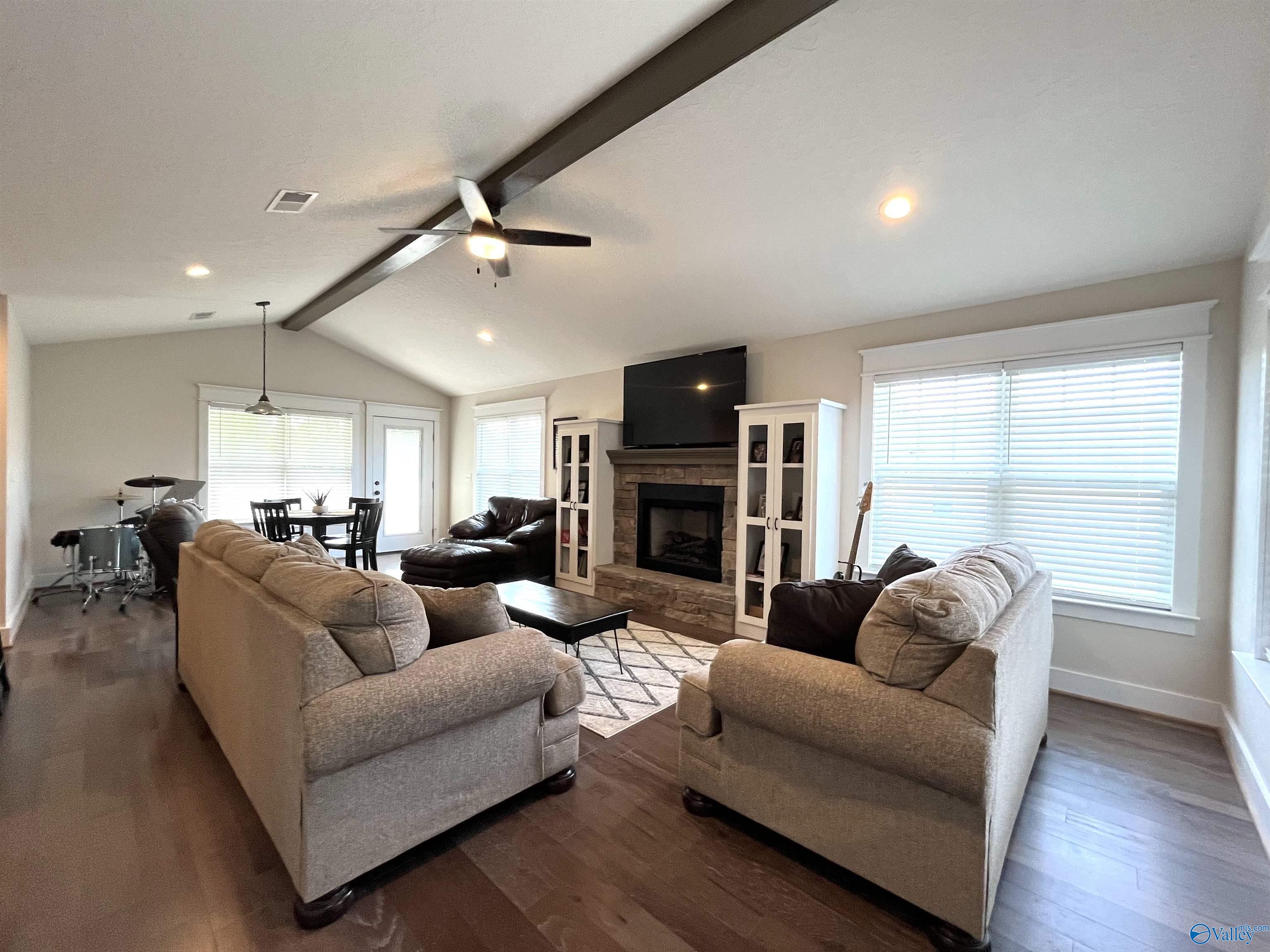 2686 Posey Road