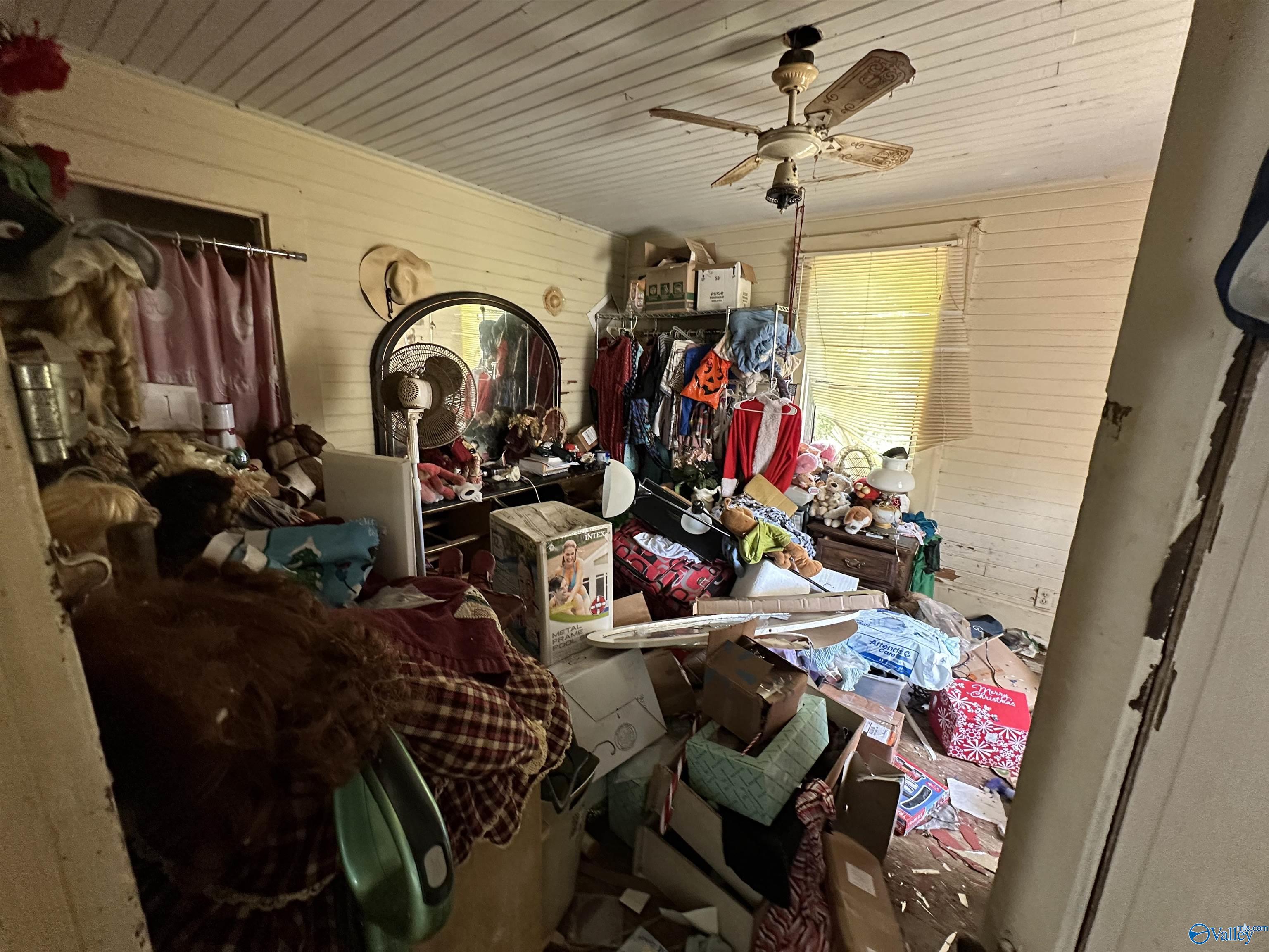 2203 E Tuscaloosa Avenue