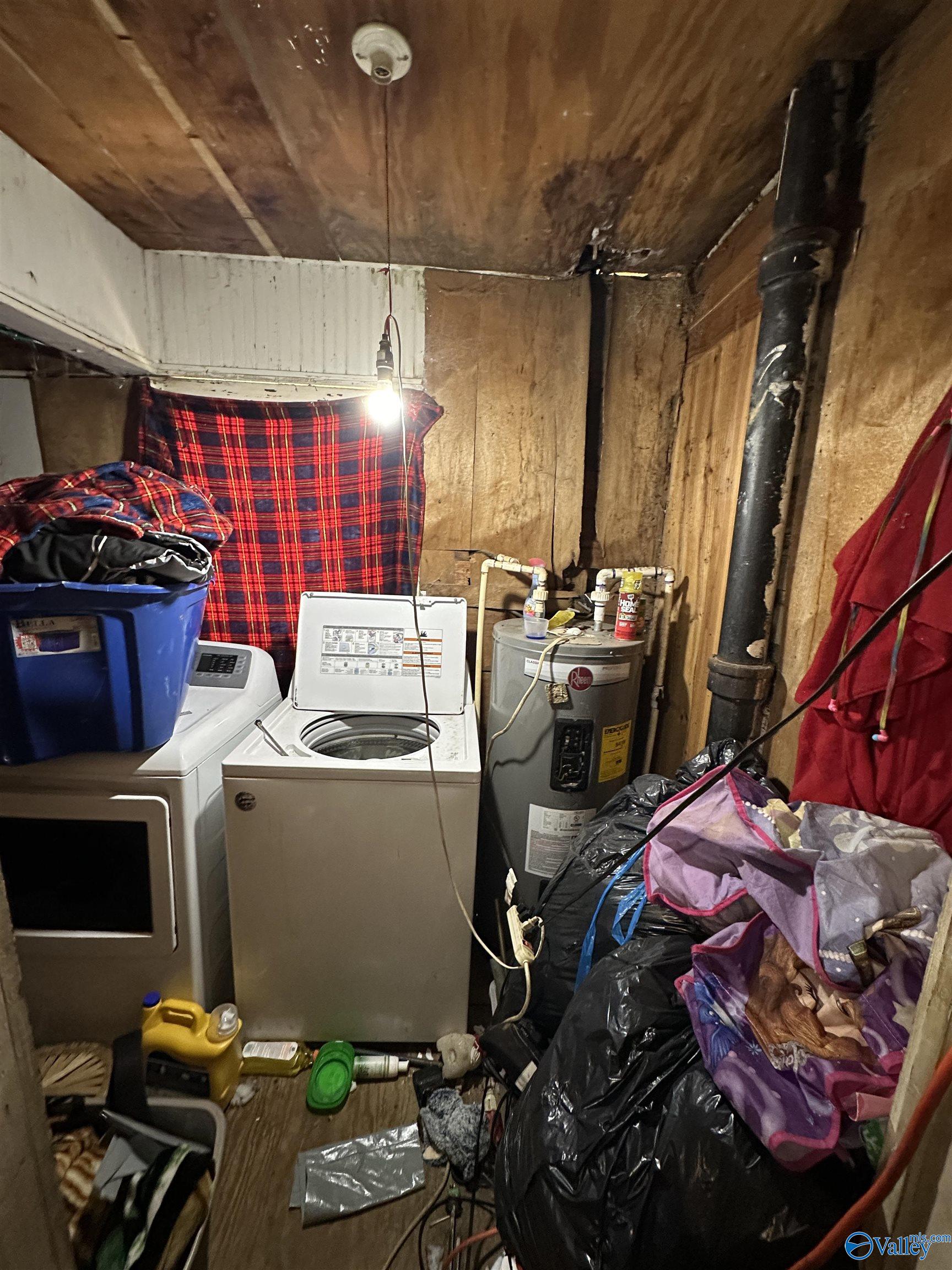 2203 E Tuscaloosa Avenue