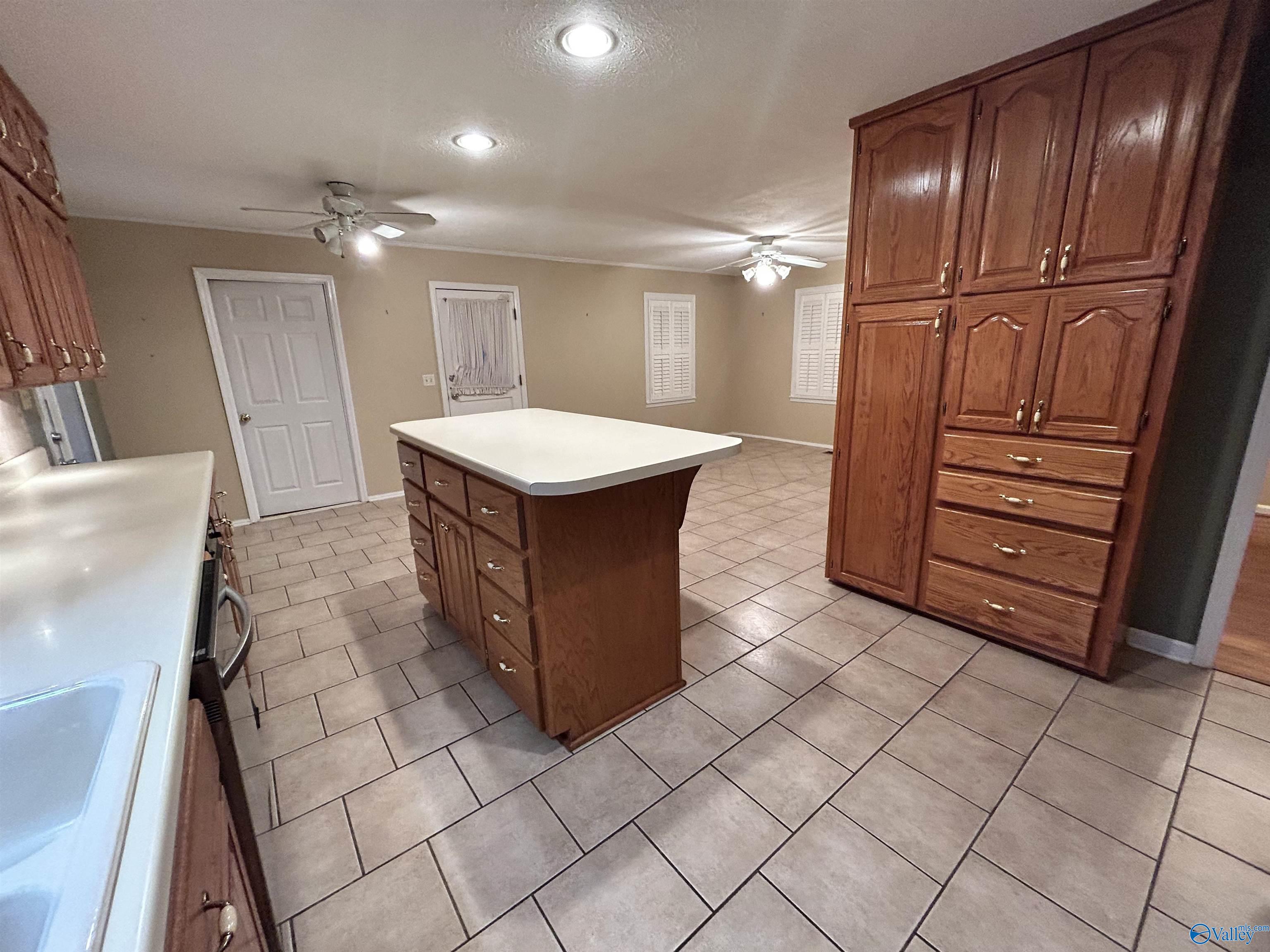 120 Buckingham Place