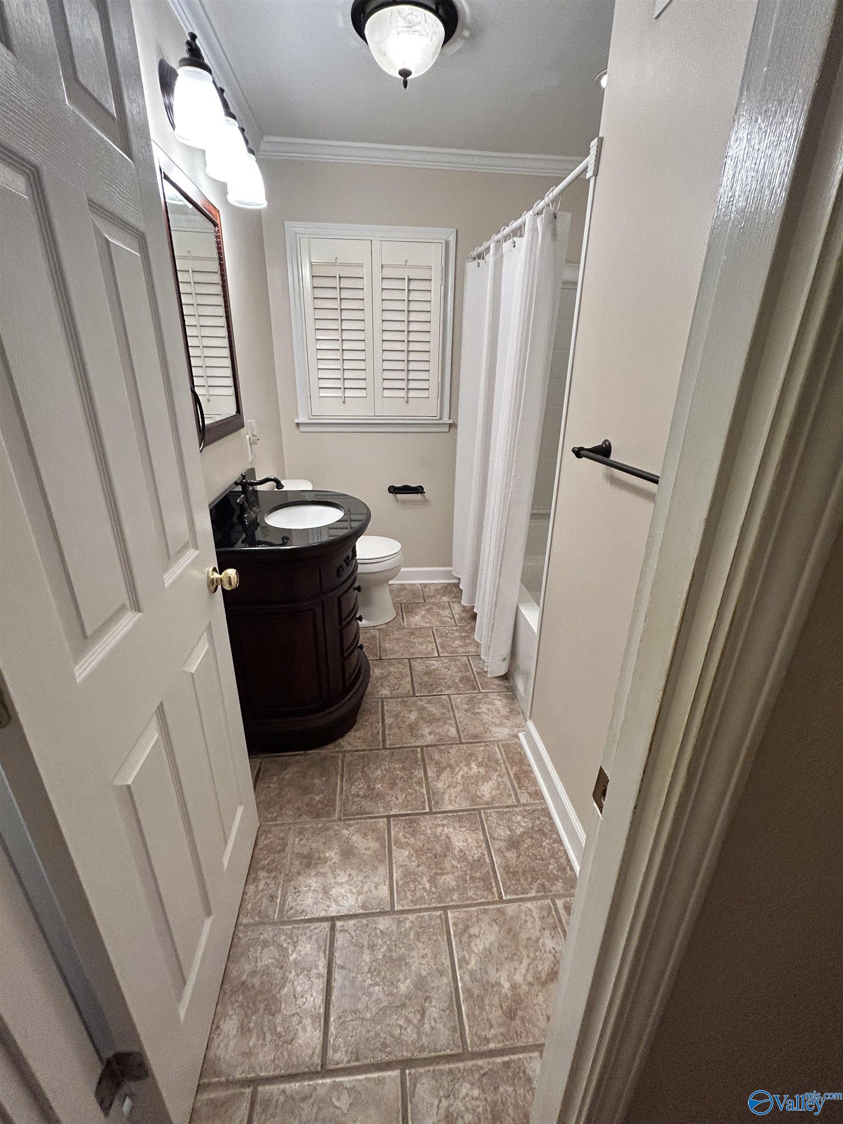 120 Buckingham Place