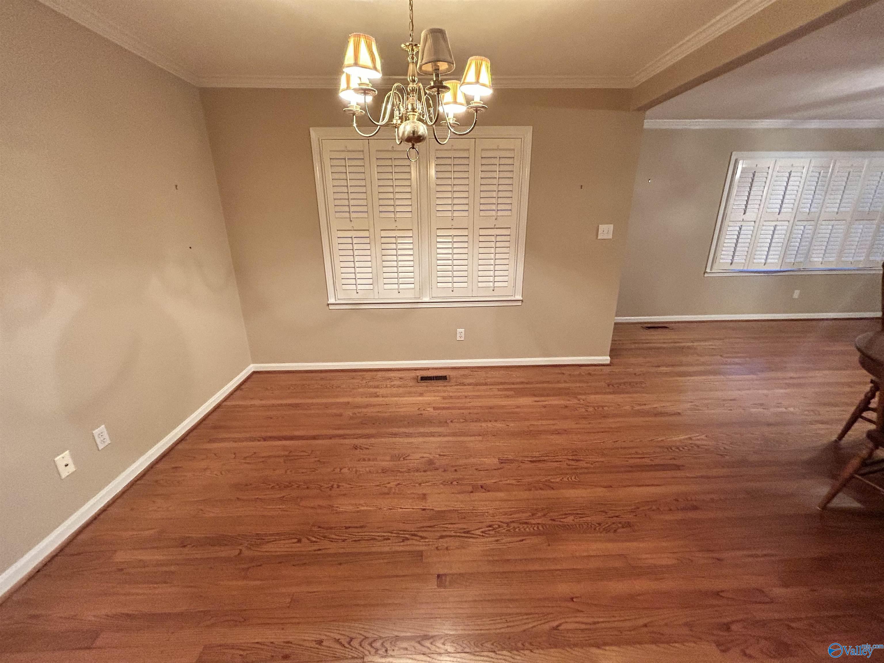 120 Buckingham Place