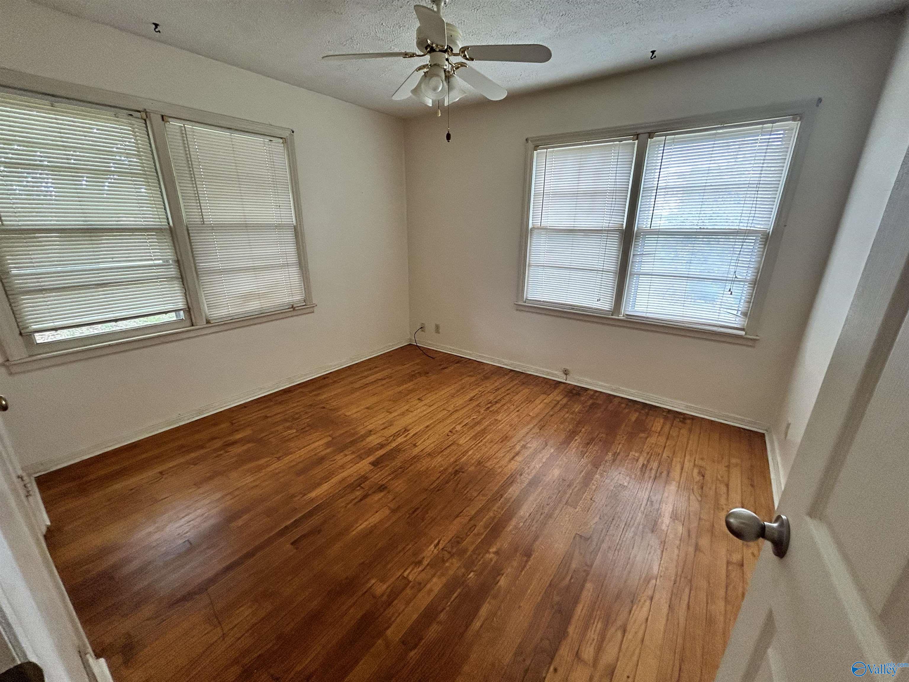 1405 Lonesome Bend Road