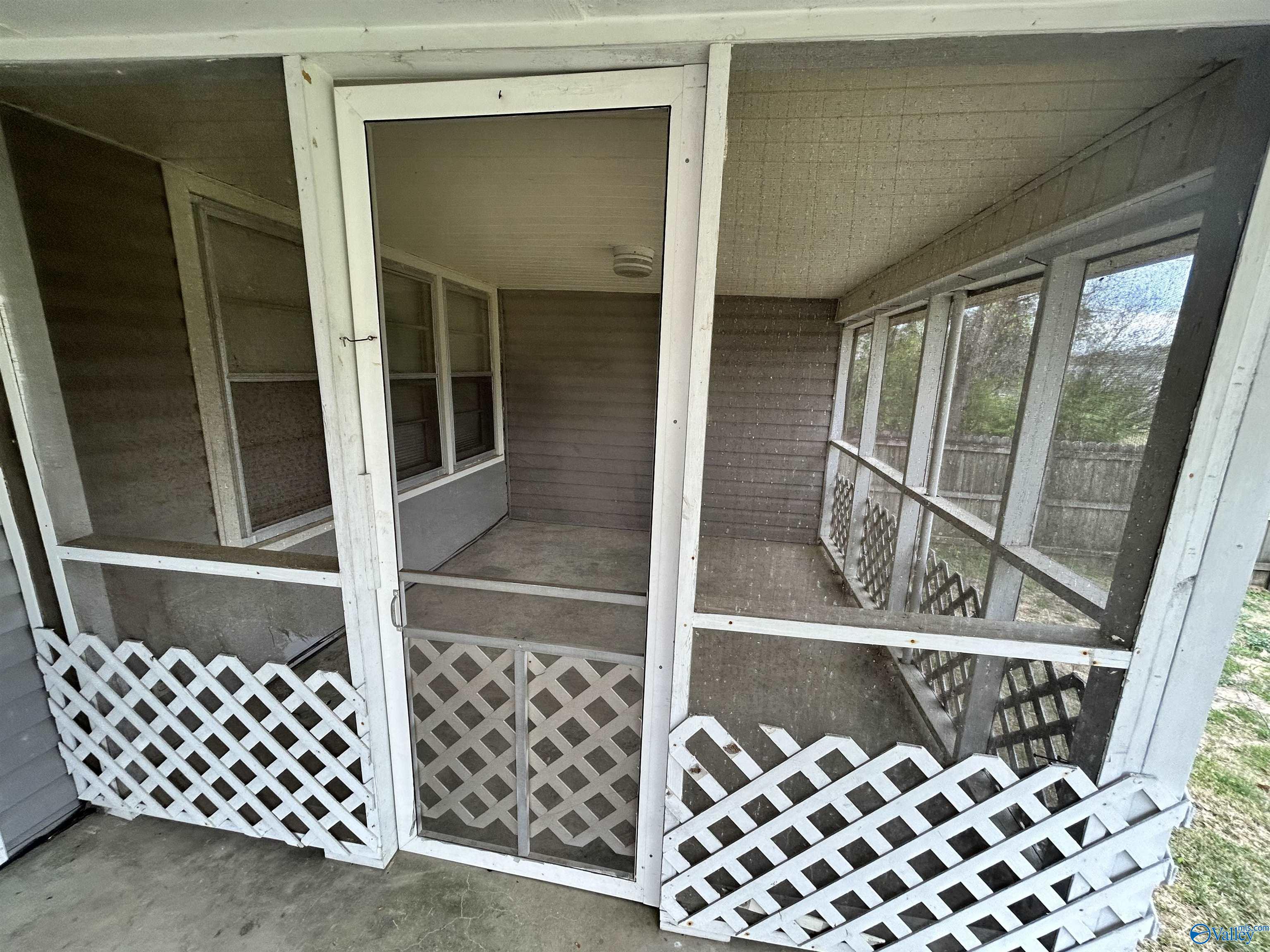 1405 Lonesome Bend Road