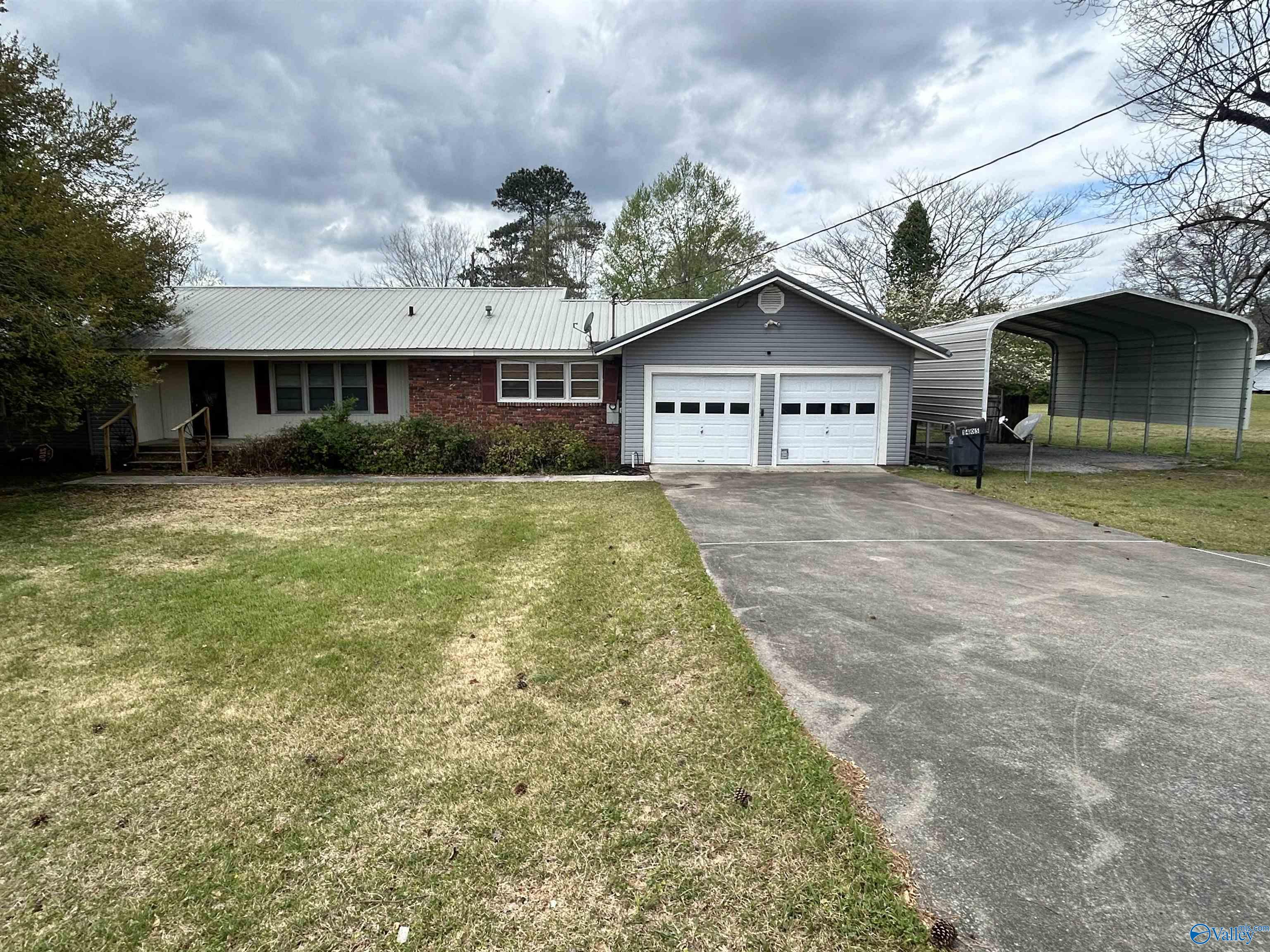 1405 Lonesome Bend Road