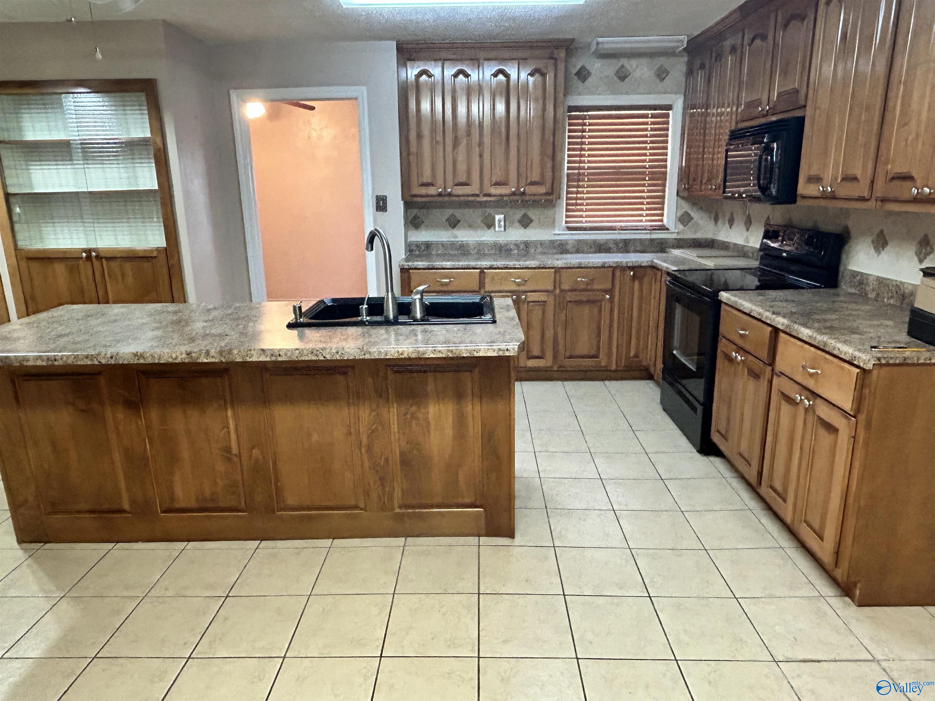 1405 Lonesome Bend Road