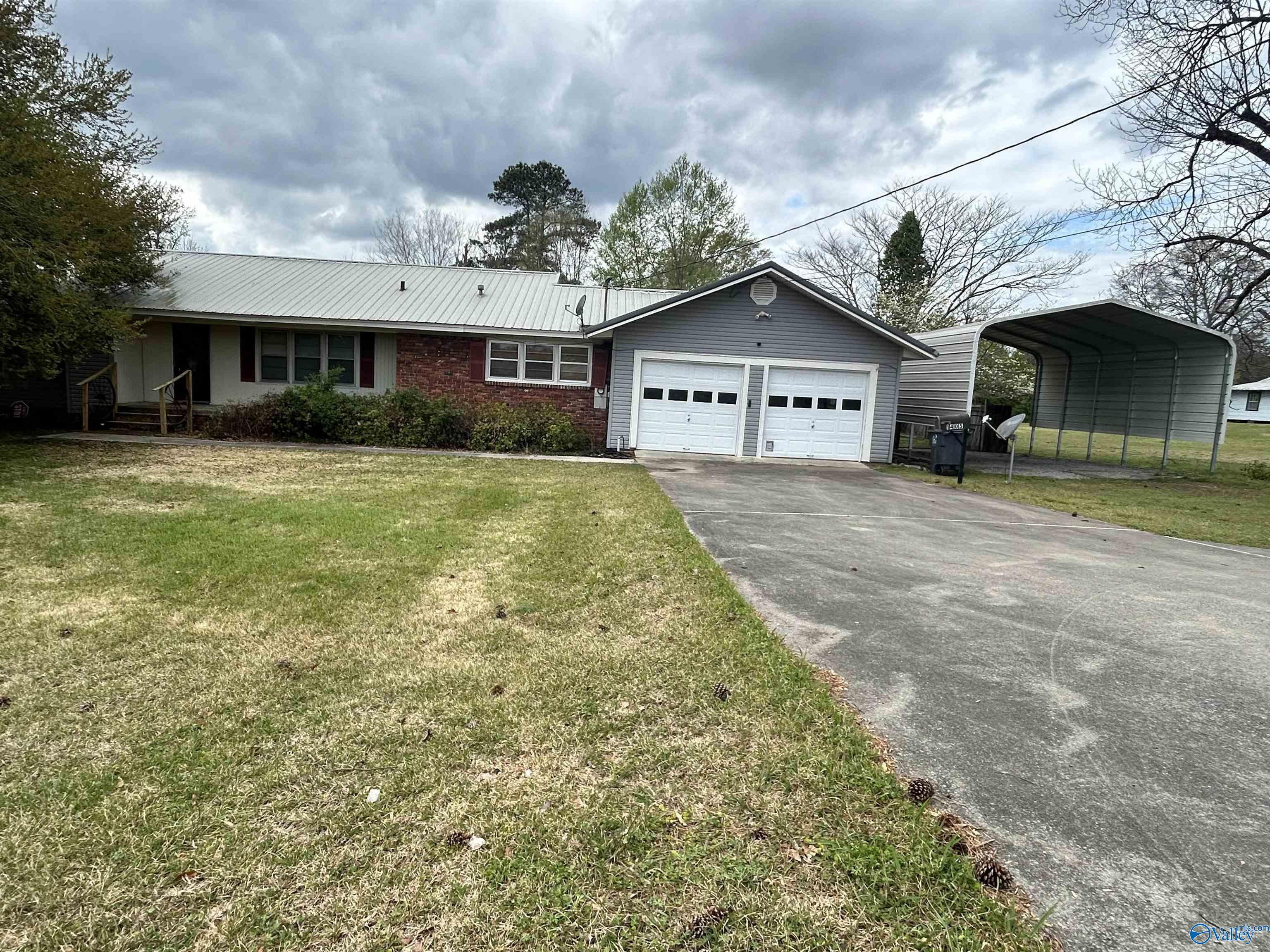 1405 Lonesome Bend Road