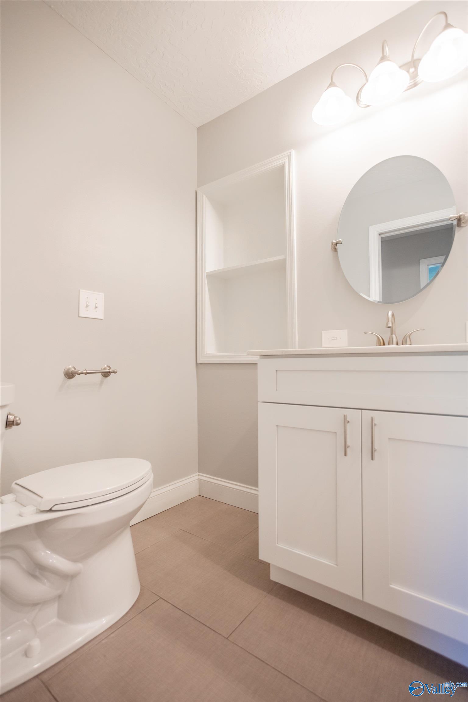 3691 Vistamont Circle S