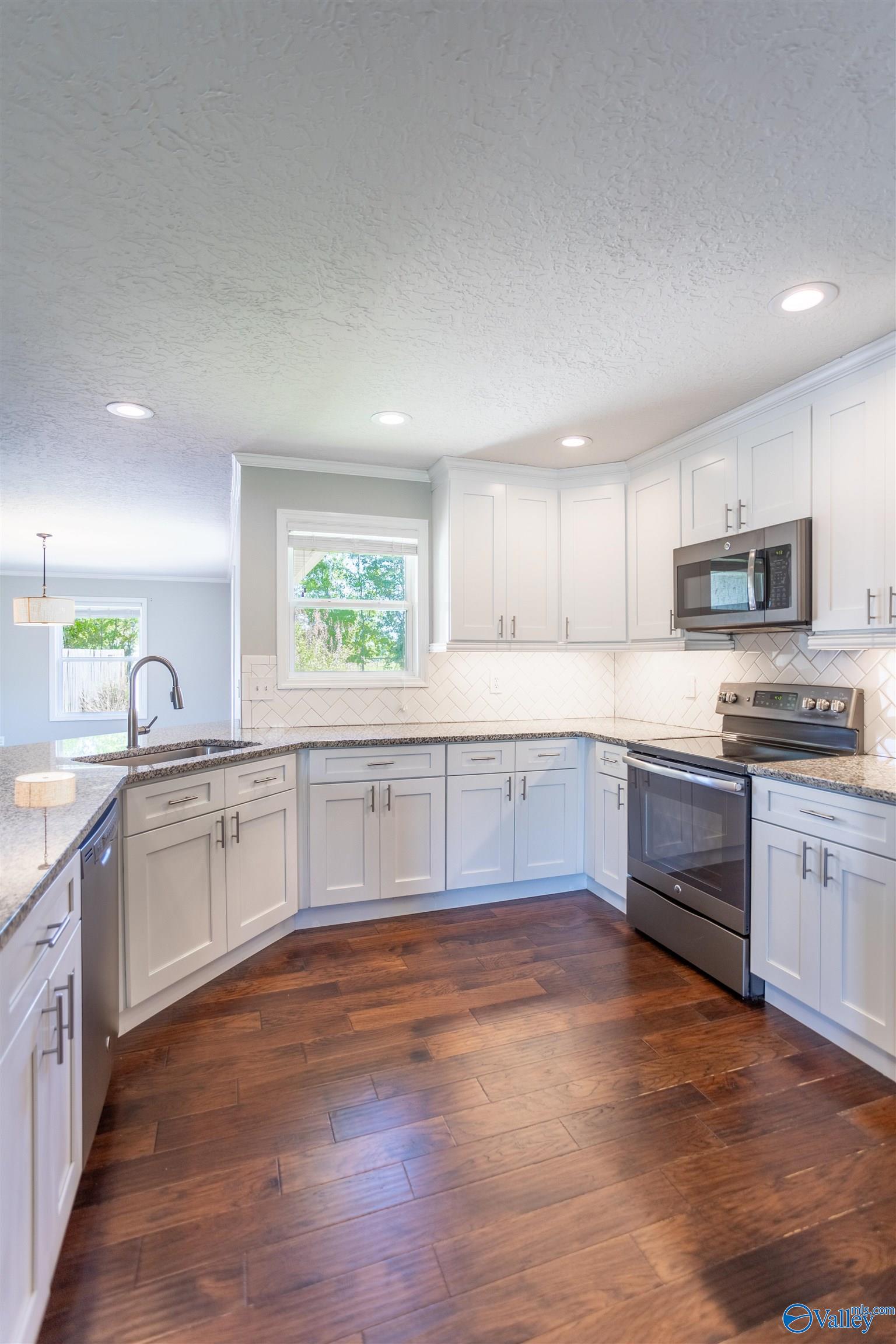 3691 Vistamont Circle S