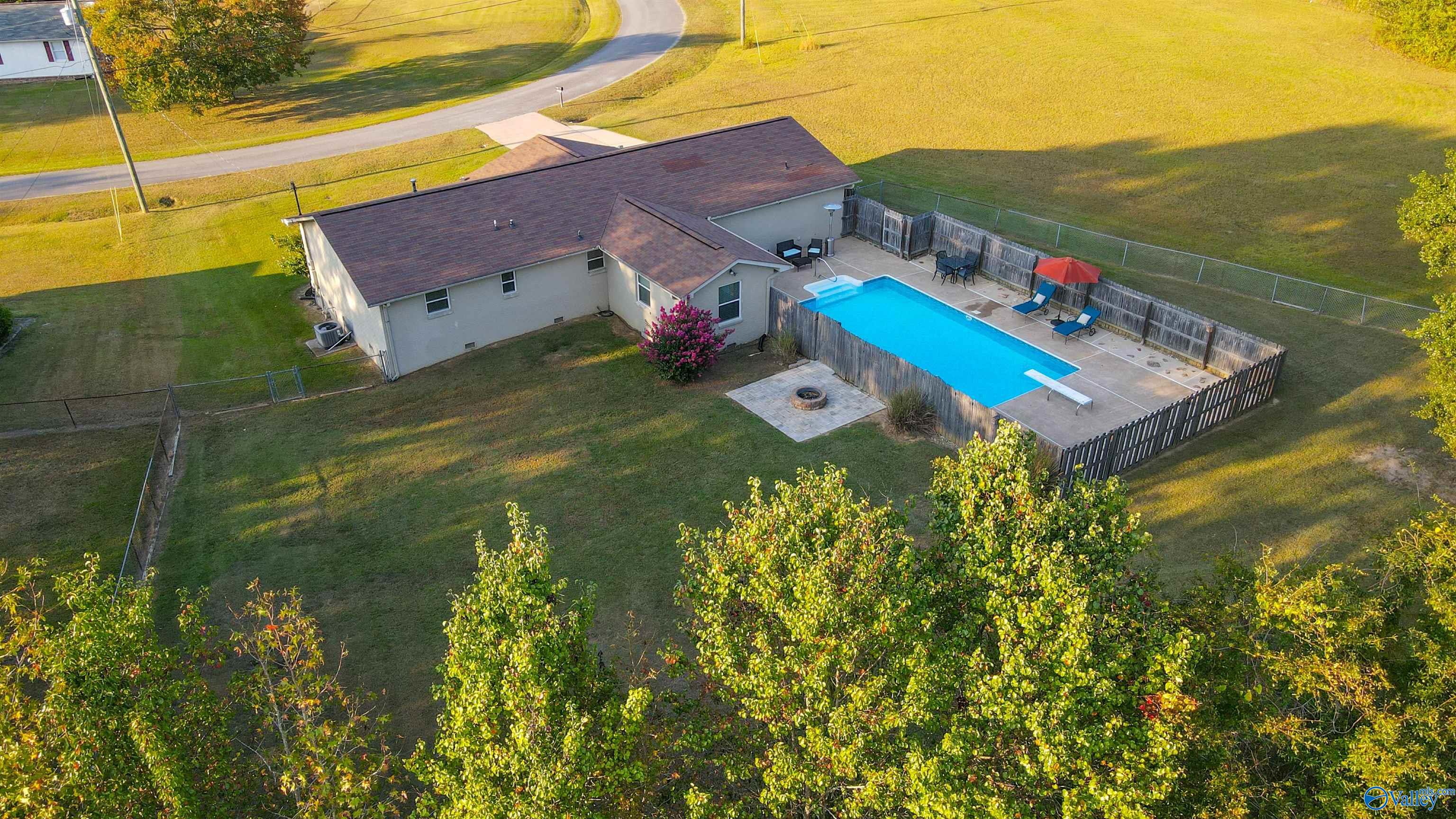 3691 Vistamont Circle S