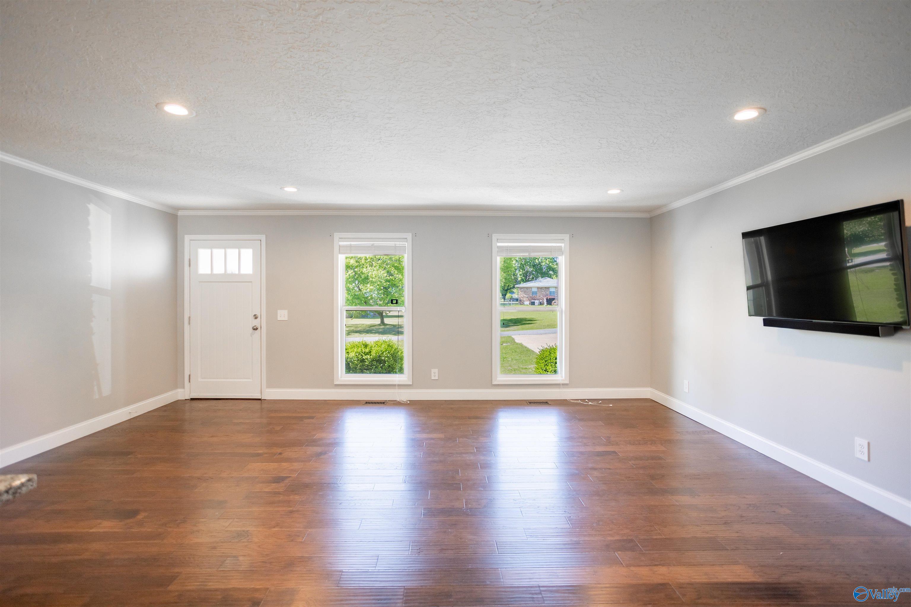 3691 Vistamont Circle S